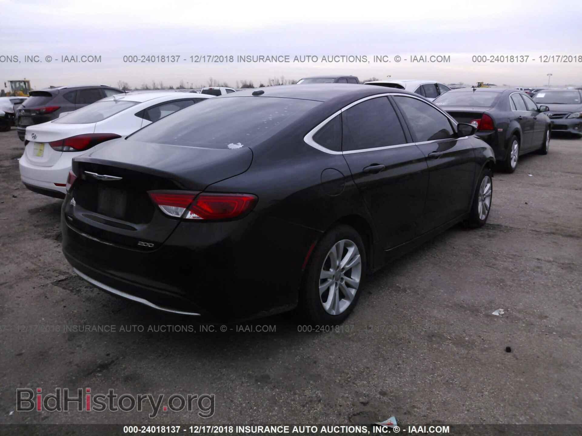 2016 CHRYSLER 200 - VIN: 1C3CCCAB2GN102892 - Photo 4