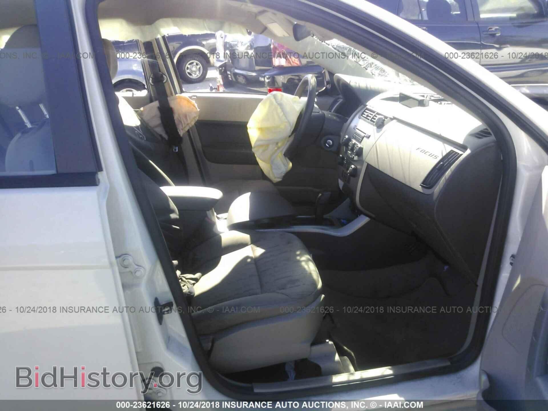 2010 FORD FOCUS - VIN: 1FAHP3FN5AW260708 - Photo 5