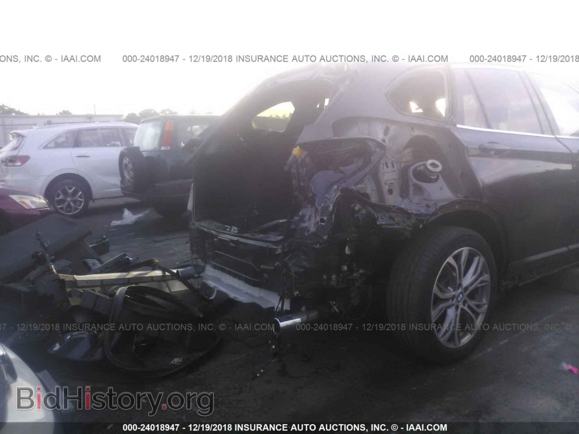 2017 BMW X1 - VIN: WBXHT3Z32H4A54225 - Фото 6