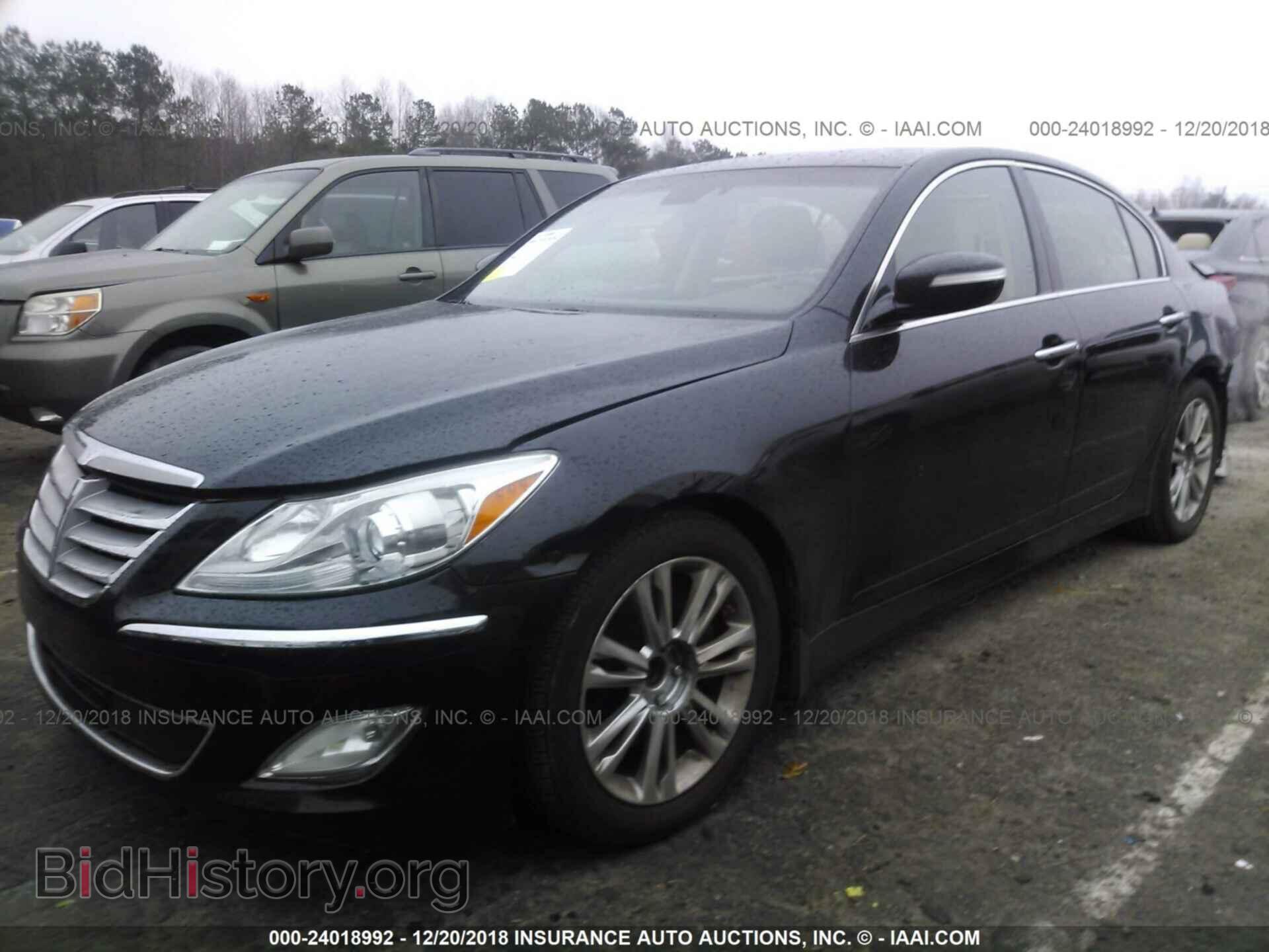2013 HYUNDAI GENESIS - VIN: KMHGC4DD6DU222000 - Фото 2