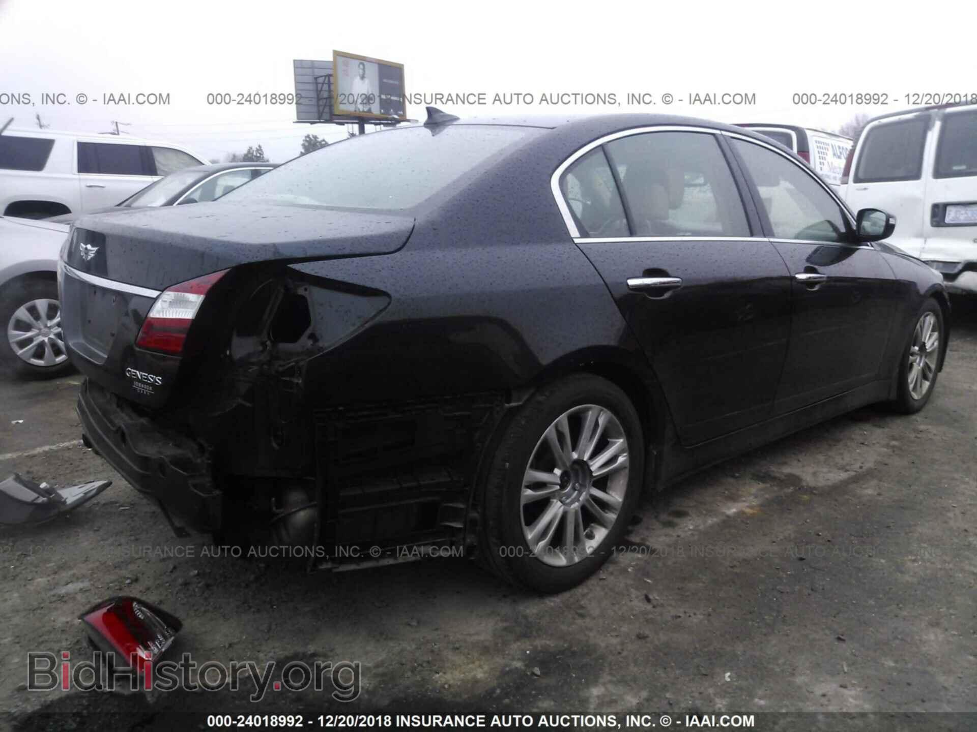 2013 HYUNDAI GENESIS - VIN: KMHGC4DD6DU222000 - Фото 4