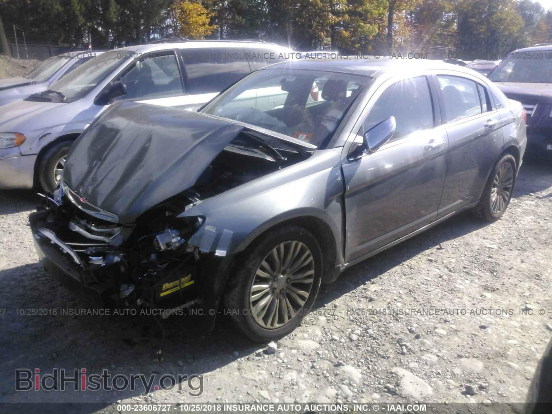 2013 CHRYSLER 200 - VIN: 1C3CCBCG1DN654754 - Фото 2