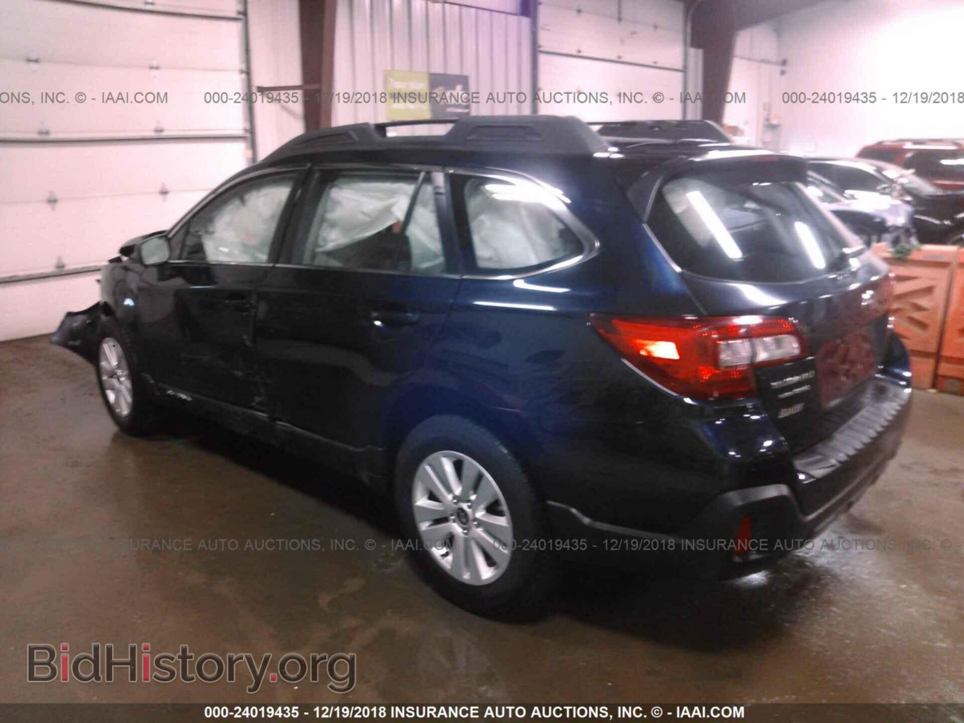 2018 SUBARU OUTBACK - VIN: 4S4BSAAC1J3203041 - Фото 3