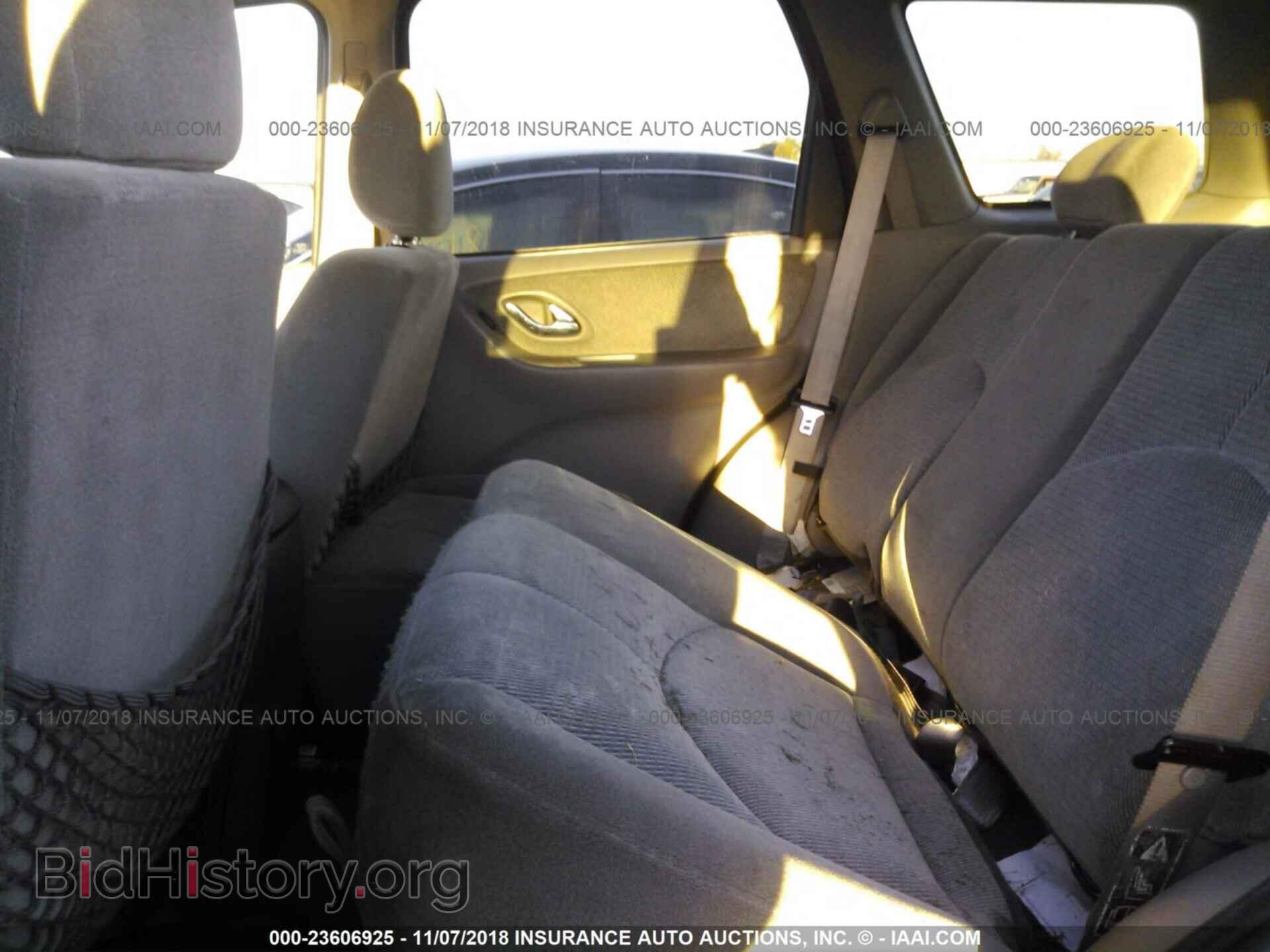 2002 MAZDA TRIBUTE - VIN: 4F2CU081X2KM55640 - Photo 8