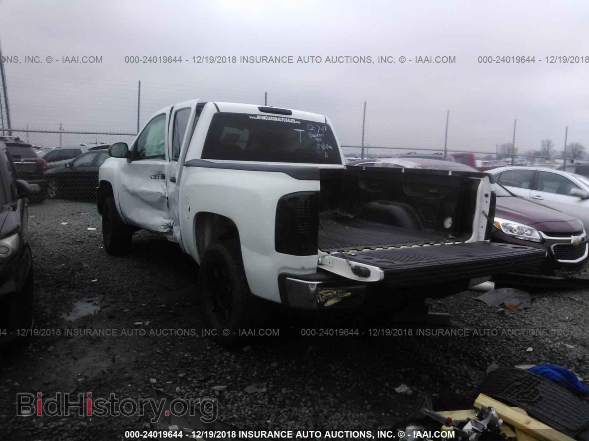 2012 CHEVROLET SILVERADO - VIN: 3GCPKSE78CG252945 - Фото 3