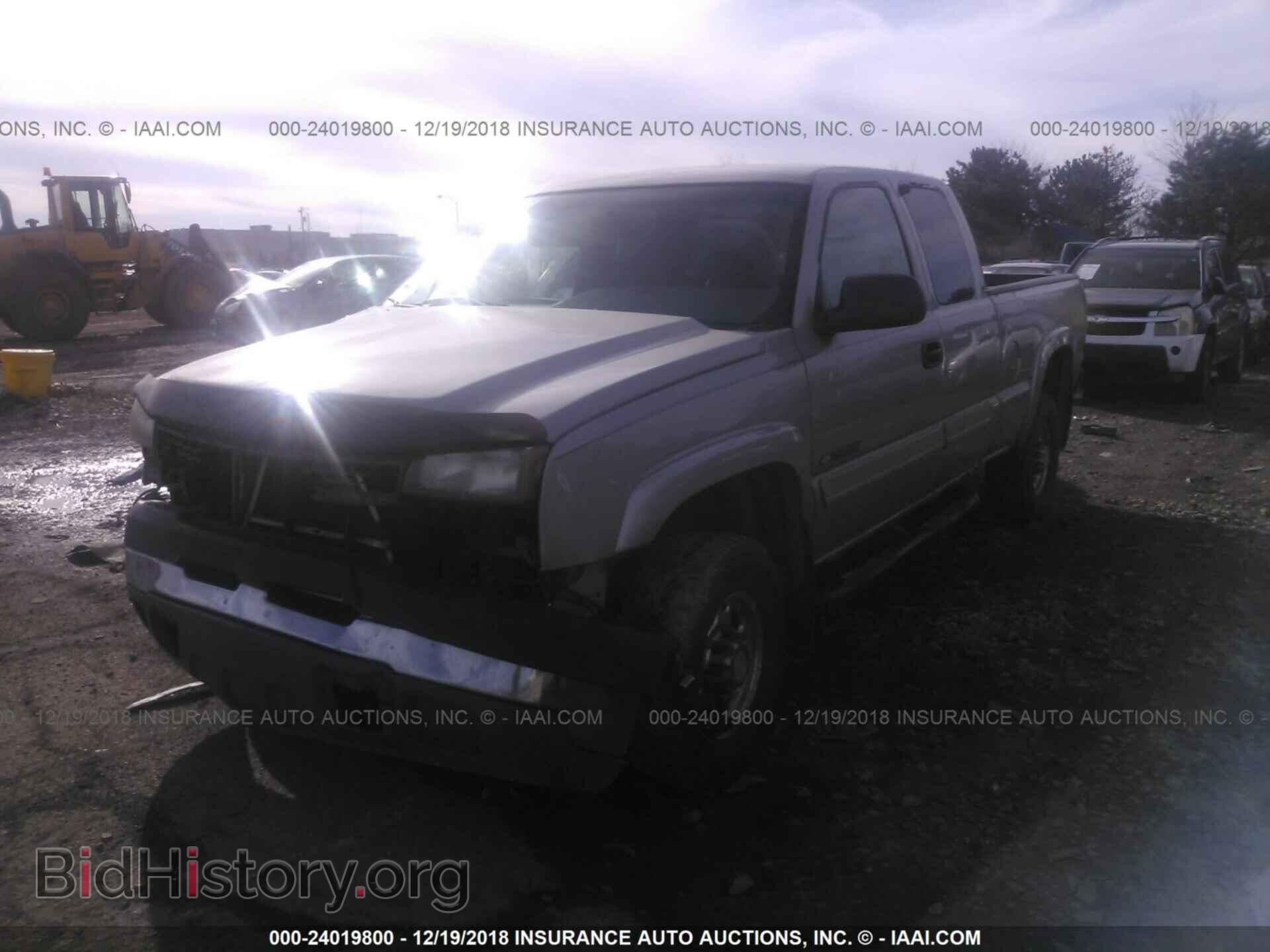 2005 CHEVROLET SILVERADO - VIN: 1GCHK29U95E112644 - Фото 2