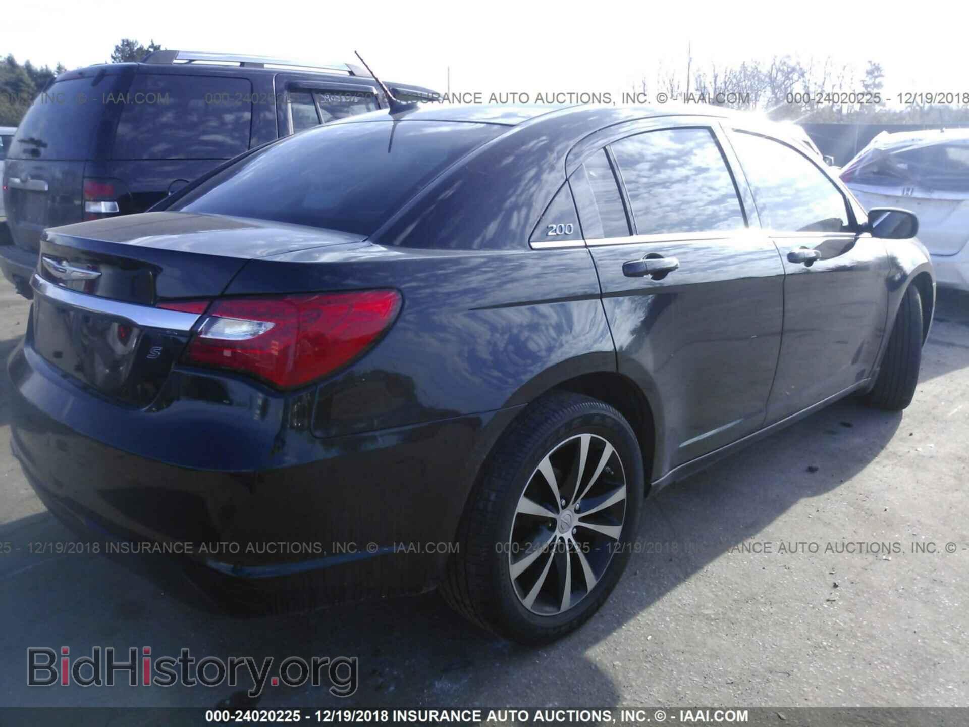 2013 CHRYSLER 200 - VIN: 1C3CCBBG2DN716714 - Фото 4