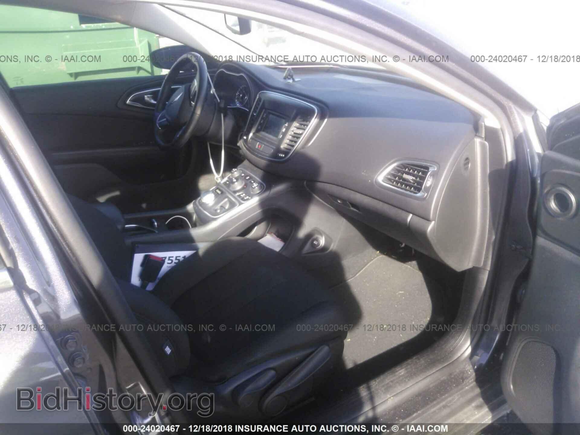 2016 CHRYSLER 200 - VIN: 1C3CCCFB0GN186235 - Фото 5