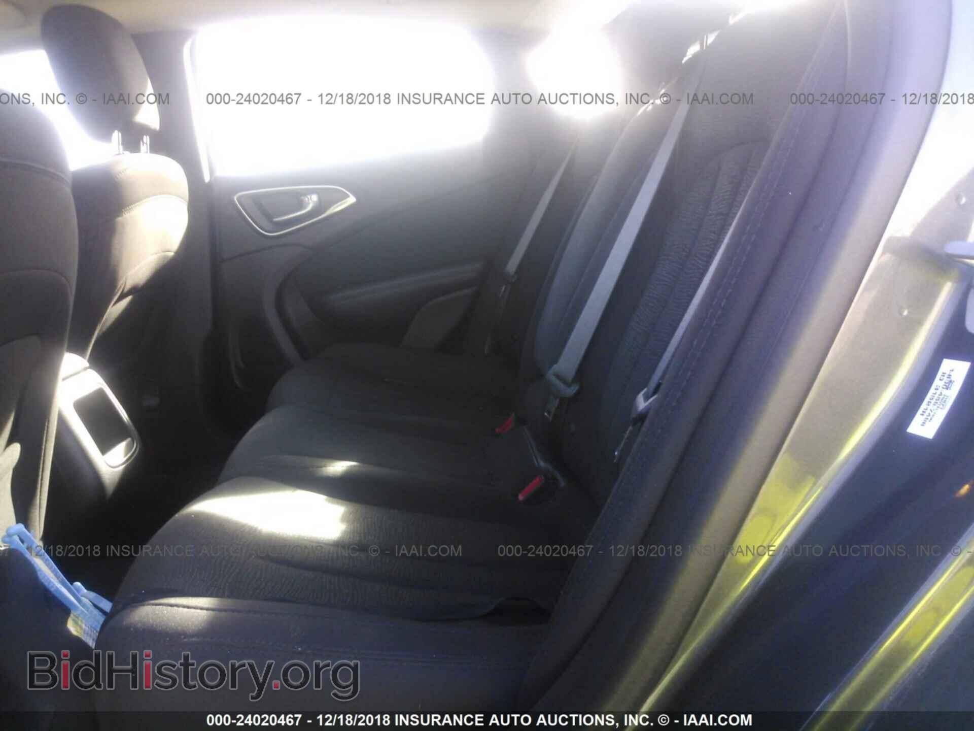 2016 CHRYSLER 200 - VIN: 1C3CCCFB0GN186235 - Фото 8