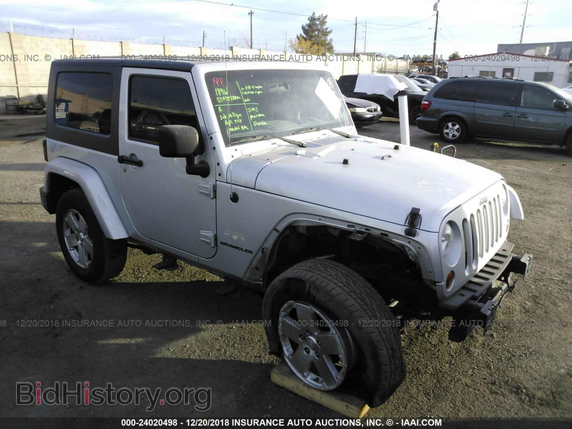 Photo 1J4FA54159L739460 - JEEP WRANGLER 2009