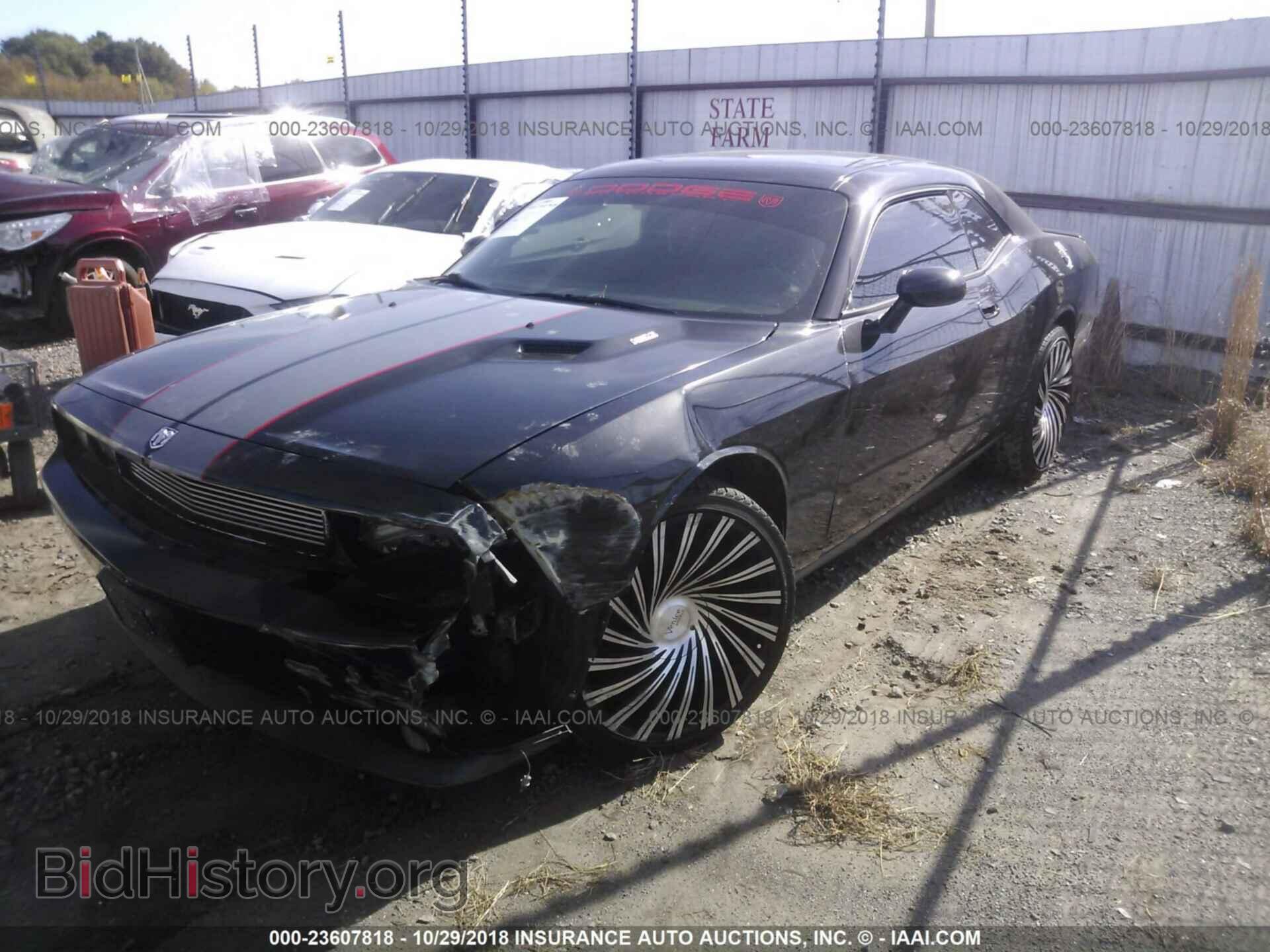 2010 DODGE CHALLENGER - VIN: 2B3CJ4DV6AH275586 - Photo 2