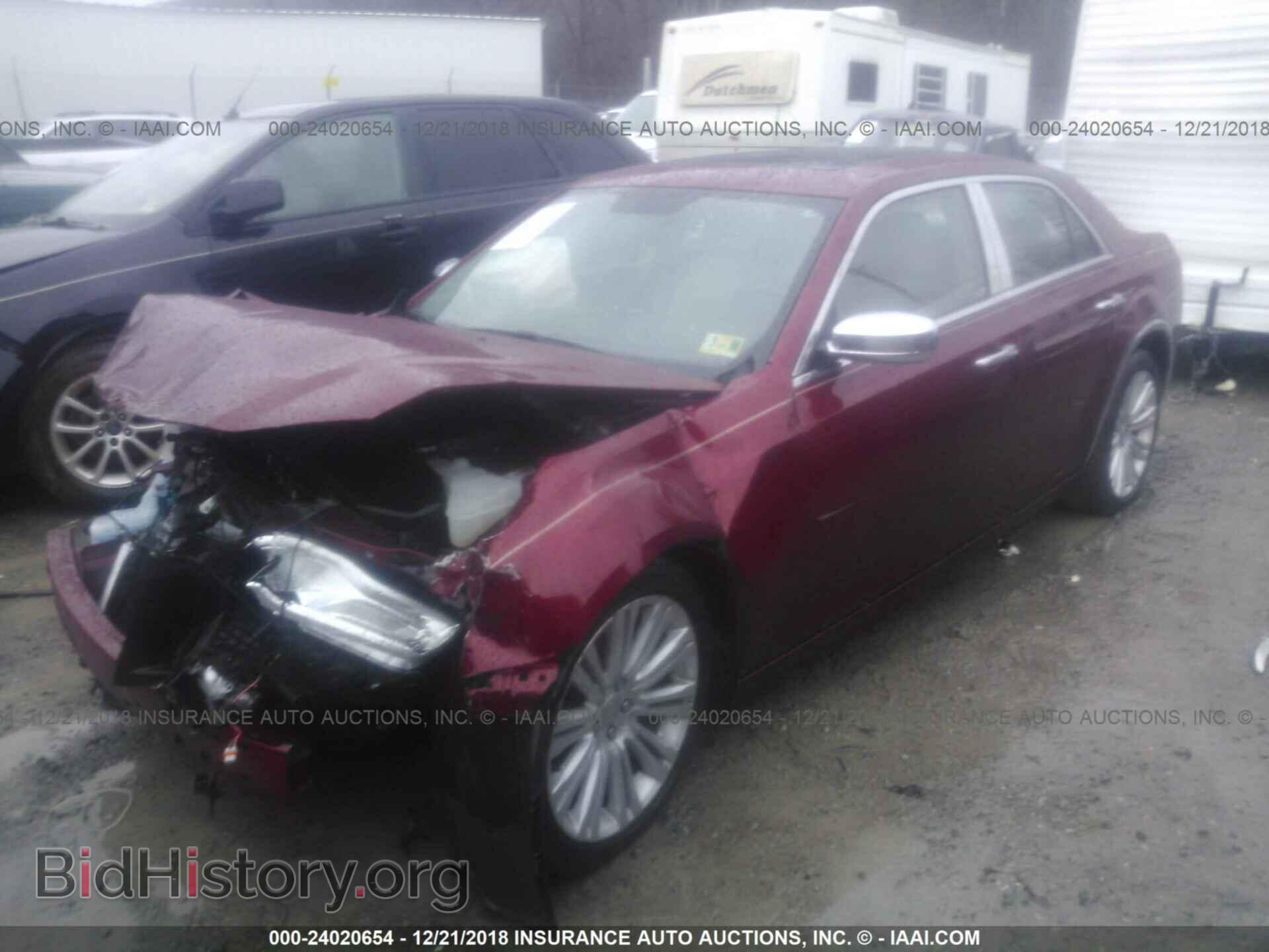 2013 CHRYSLER 300C - VIN: 2C3CCAET5DH576430 - Фото 2