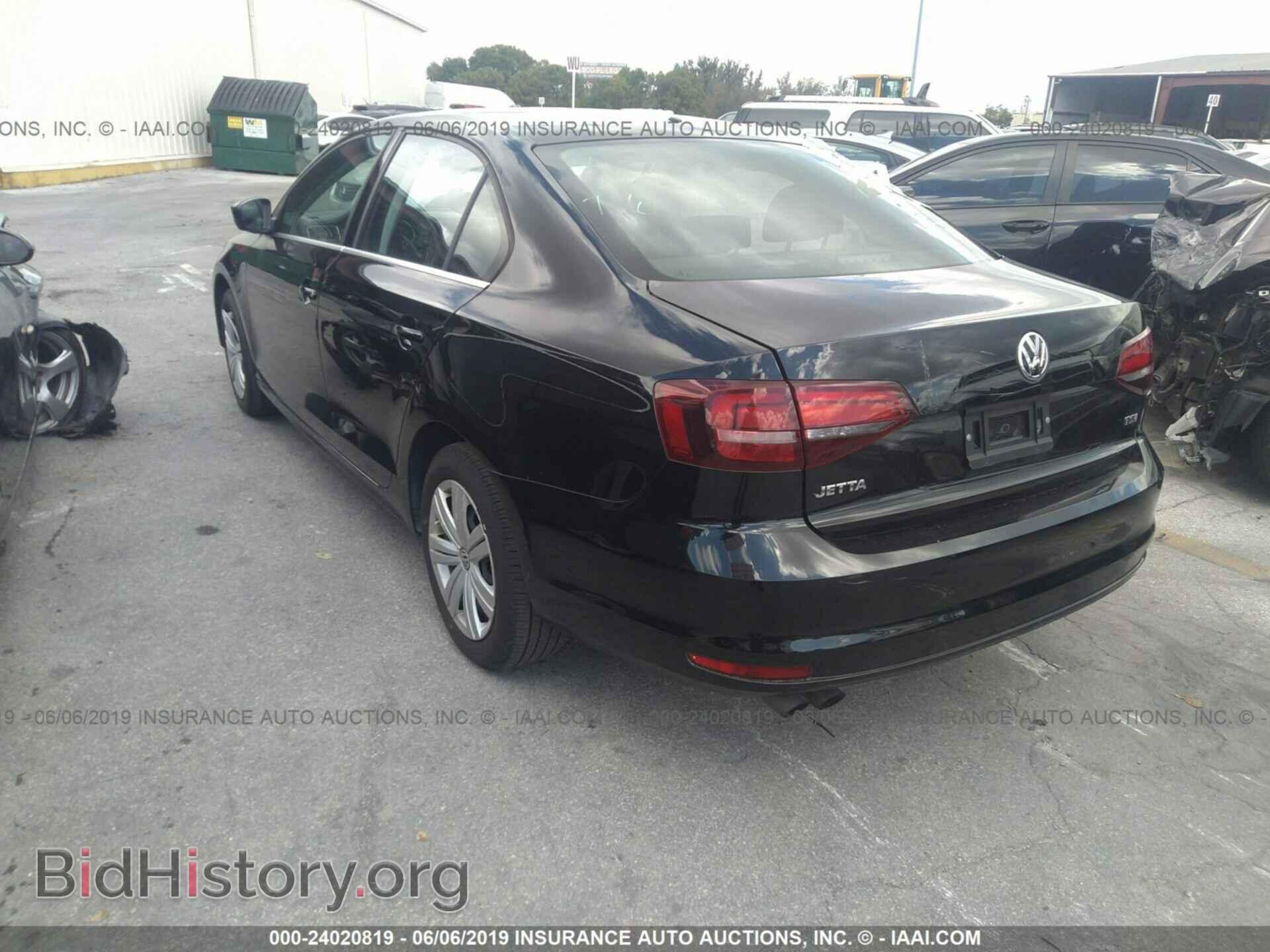 2017 VOLKSWAGEN JETTA - VIN: 3VW2B7AJ7HM377224 - Фото 3