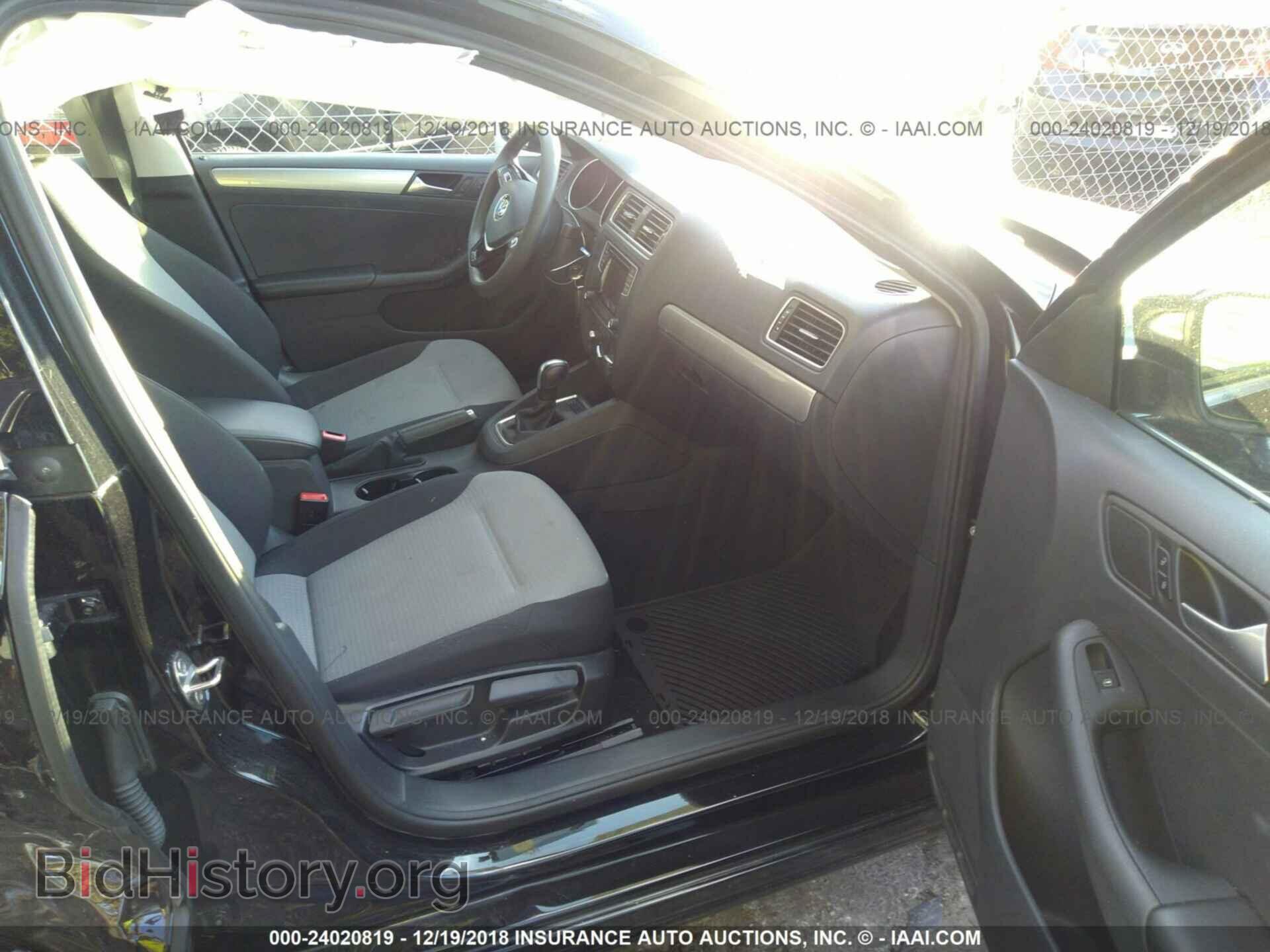 2017 VOLKSWAGEN JETTA - VIN: 3VW2B7AJ7HM377224 - Фото 5