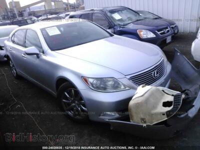 2008 Lexus LS, серебристый — VIN JTHGL46F385030325, IAAI