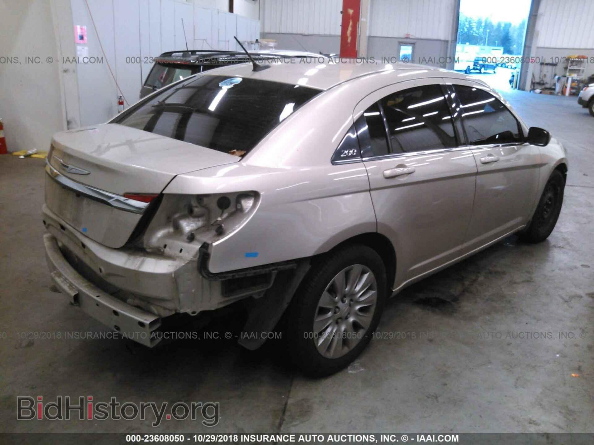 2014 CHRYSLER 200 - VIN: 1C3CCBAB0EN141956 - Photo 4