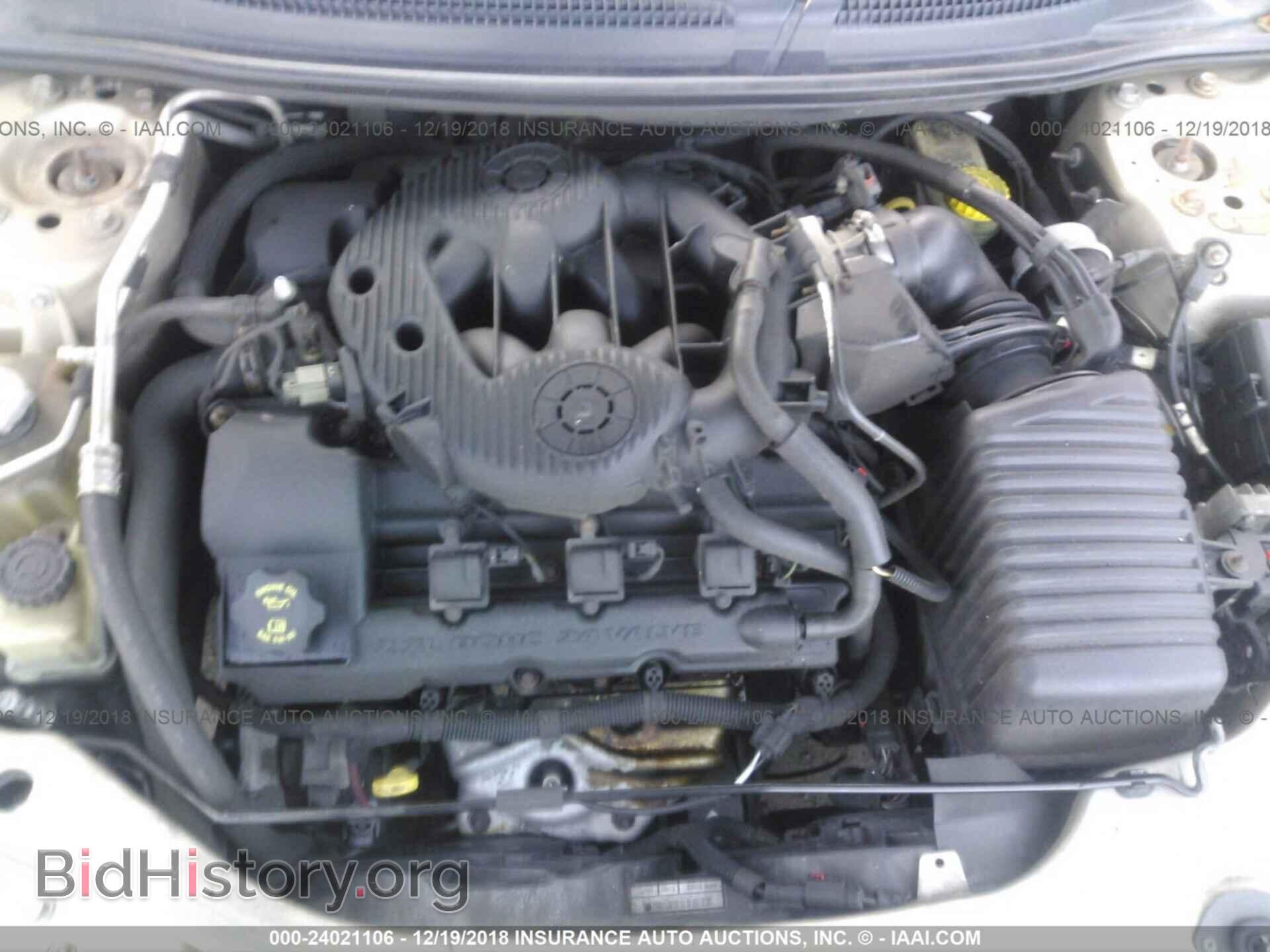 2004 CHRYSLER SEBRING - VIN: 1C3EL55R04N360254 - Фото 10