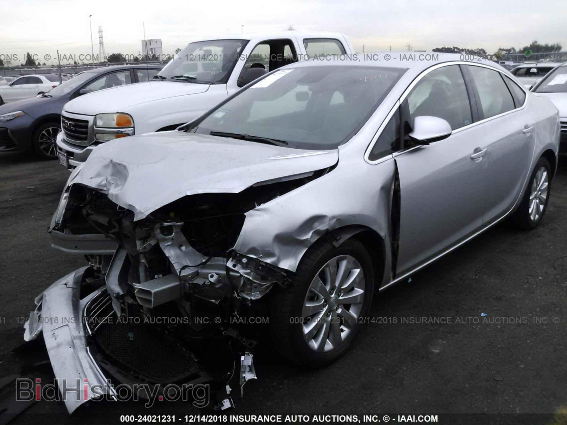 2015 BUICK VERANO - VIN: 1G4PP5SK7F4219847 - Фото 2