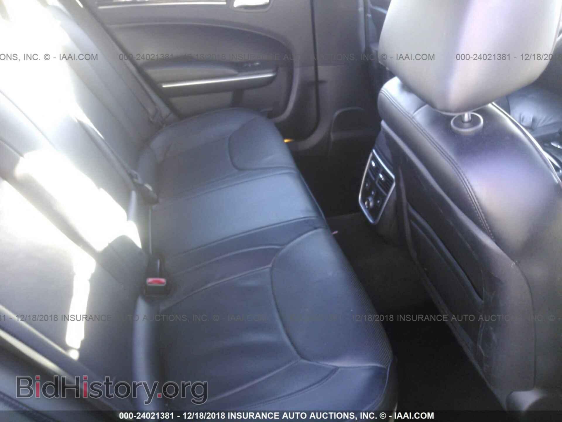 2014 CHRYSLER 300C - VIN: 2C3CCAEG2EH278311 - Фото 8