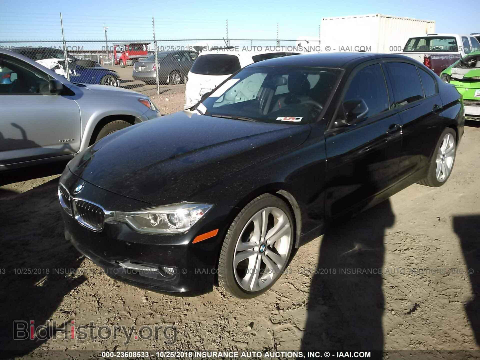 2013 BMW 335 - VIN: WBA3A9C57DF475537 - Photo 2