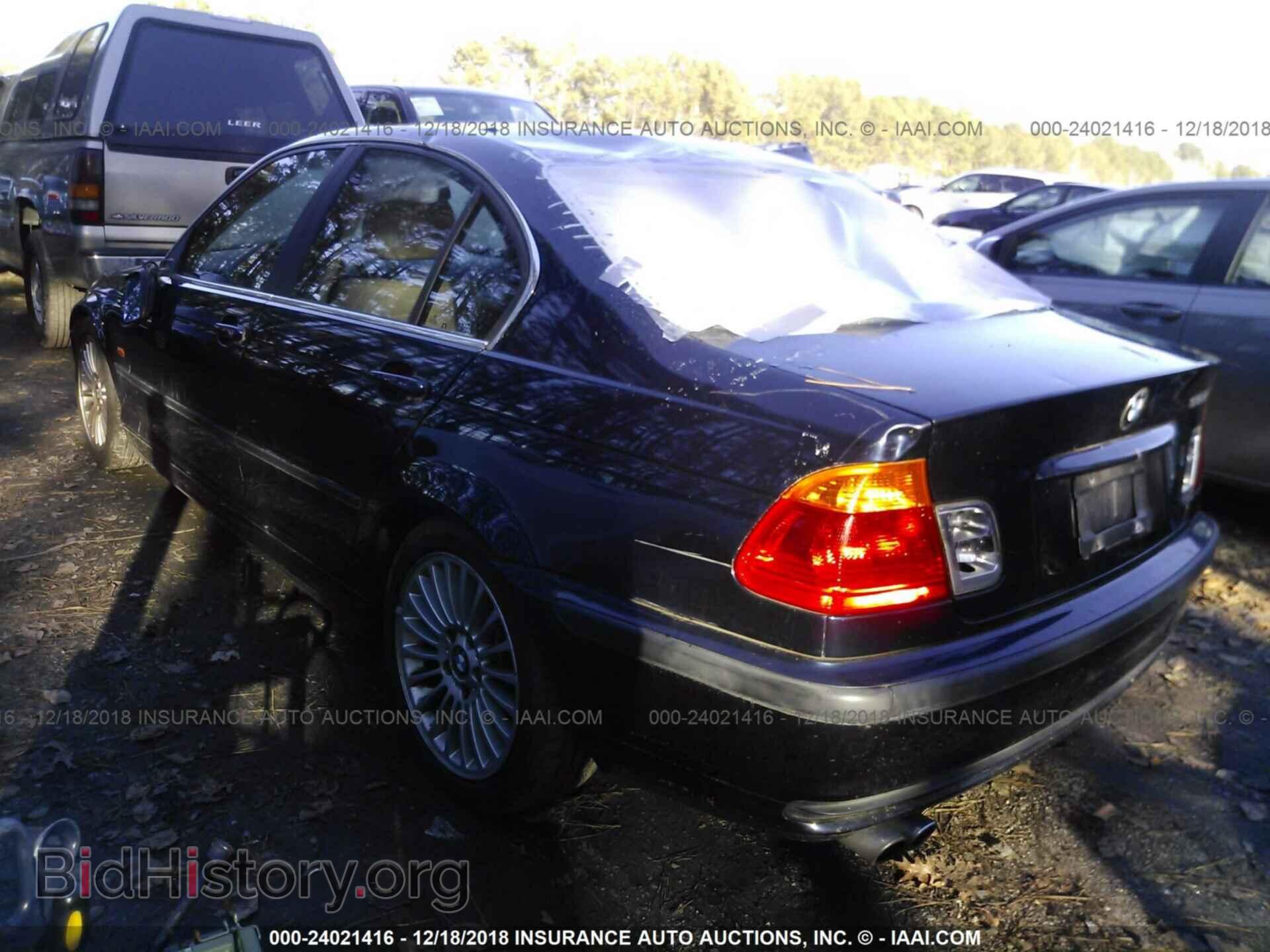 2001 BMW 330 - VIN: WBAAV53401FT02868 - Photo 3