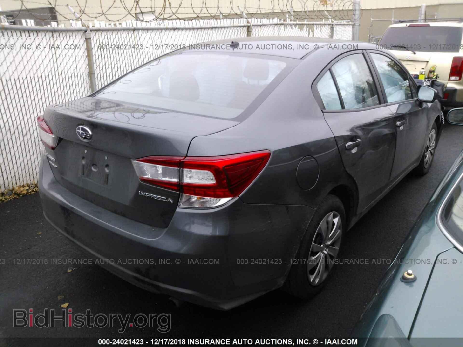 2018 SUBARU IMPREZA - VIN: 4S3GKAA67J3621561 - Фото 4