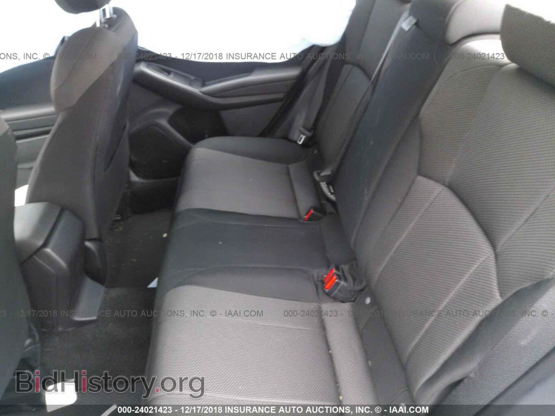 2018 SUBARU IMPREZA - VIN: 4S3GKAA67J3621561 - Фото 8