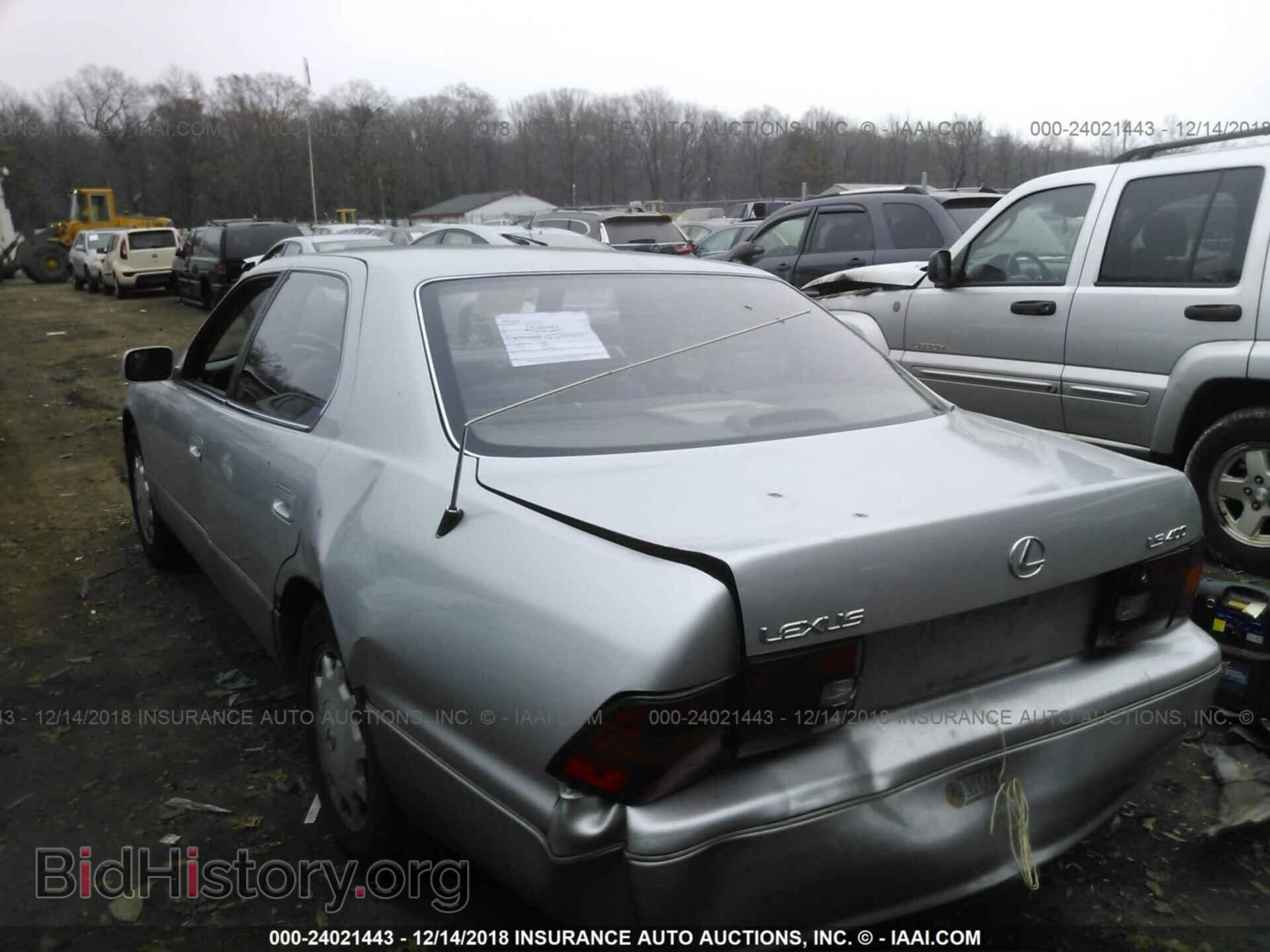 1996 LEXUS LS - VIN: JT8BH22FXT0061860 - Фото 3