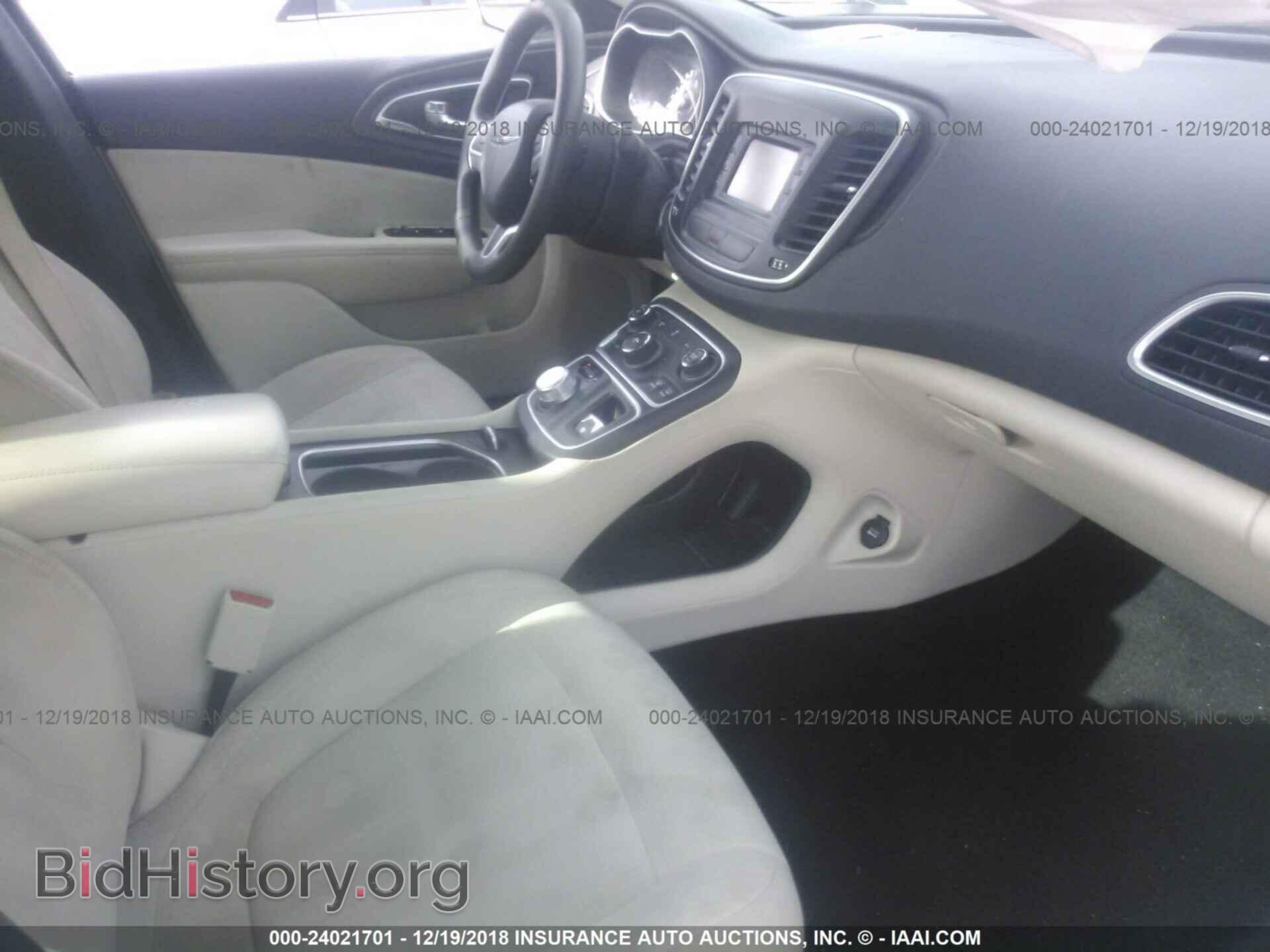 2015 CHRYSLER 200 - VIN: 1C3CCCAB0FN579559 - Photo 5