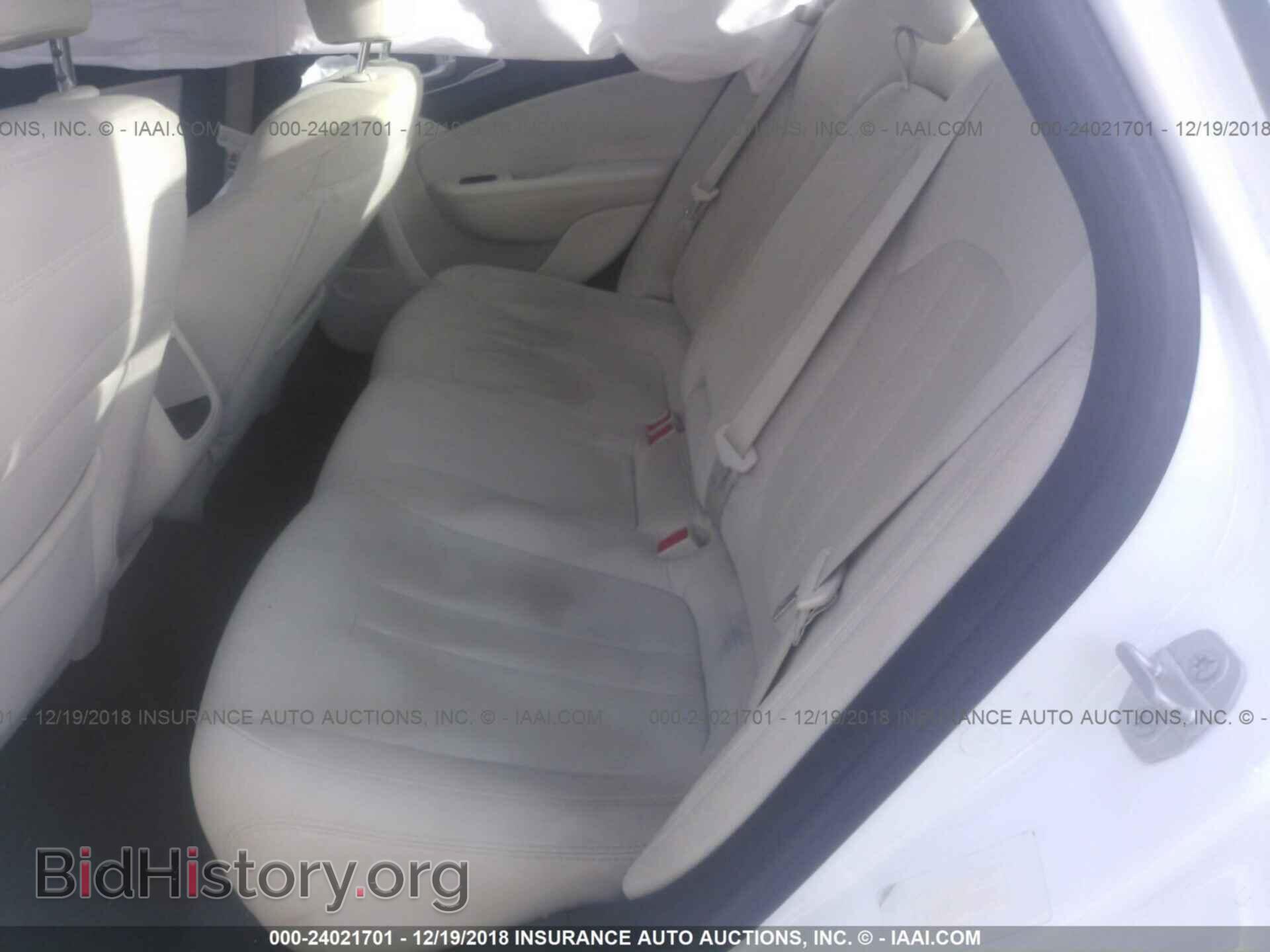 2015 CHRYSLER 200 - VIN: 1C3CCCAB0FN579559 - Photo 8