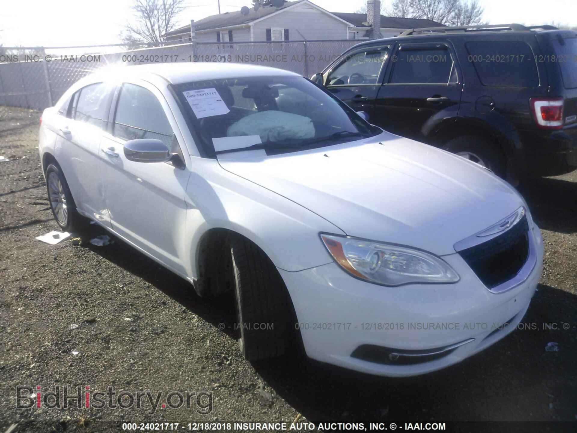 Photo 1C3BC2FB0BN548434 - CHRYSLER 200 2011