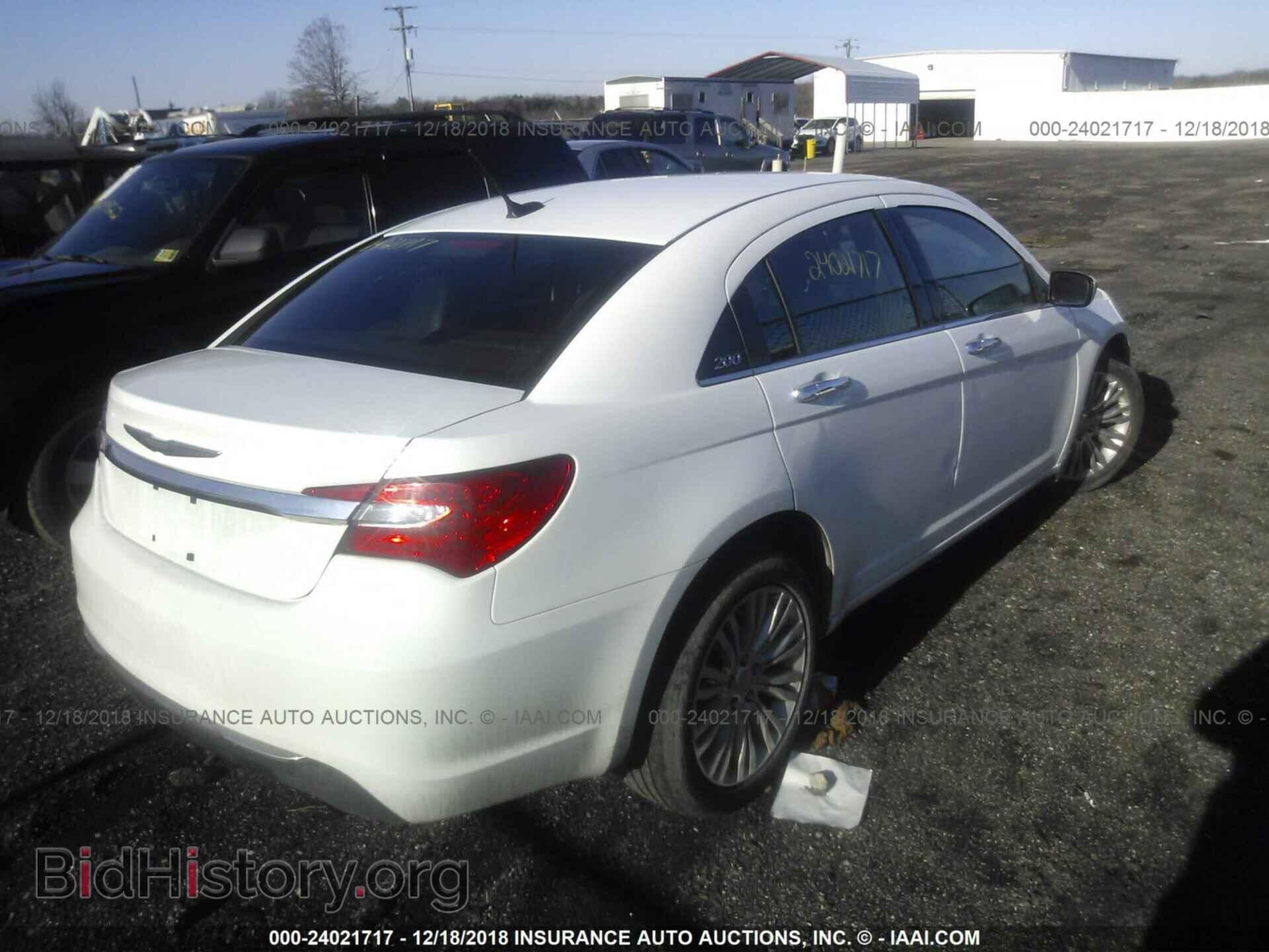 2011 CHRYSLER 200 - VIN: 1C3BC2FB0BN548434 - Photo 4
