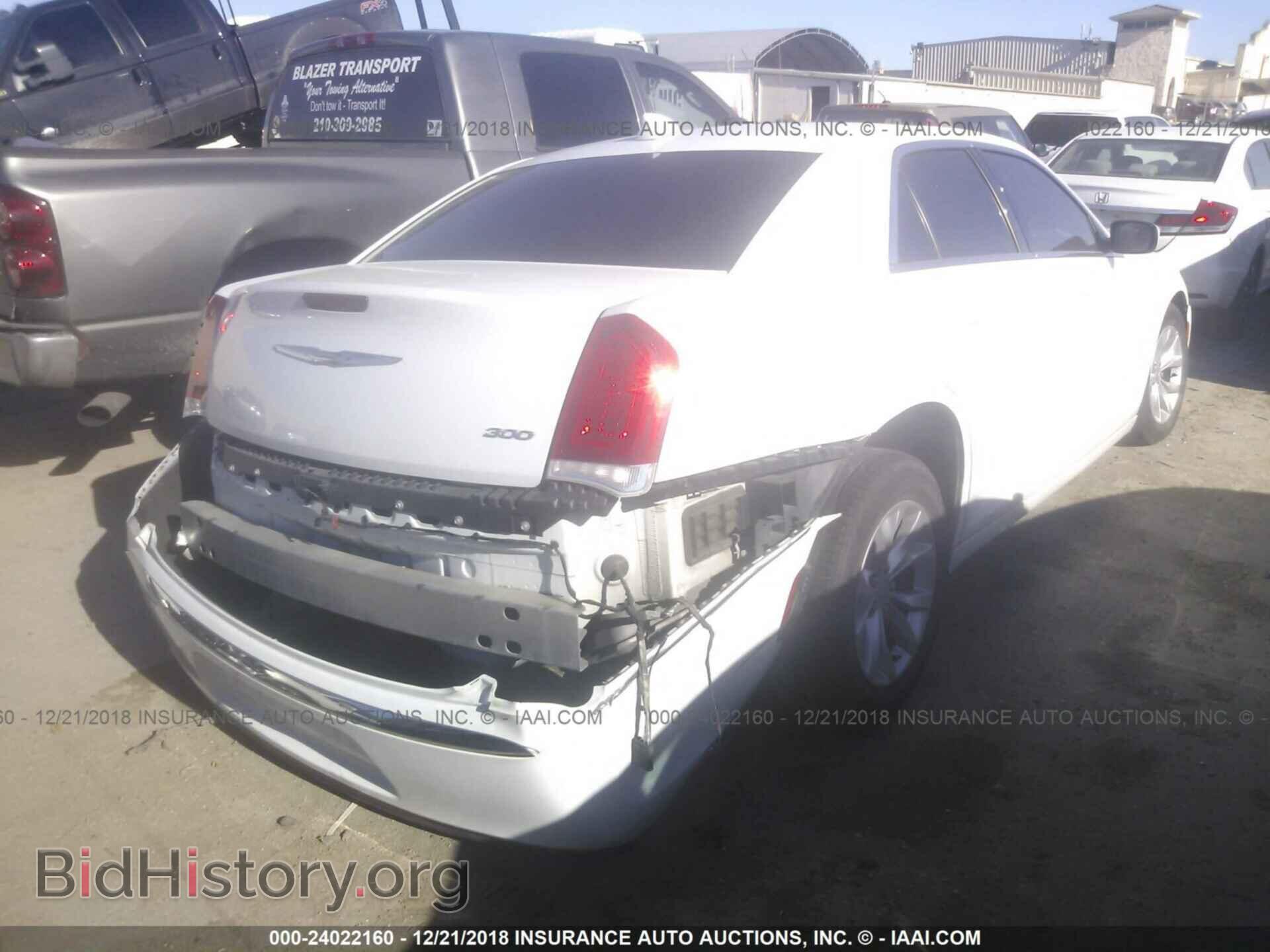 2015 CHRYSLER 300 - VIN: 2C3CCAAG6FH755233 - Photo 4