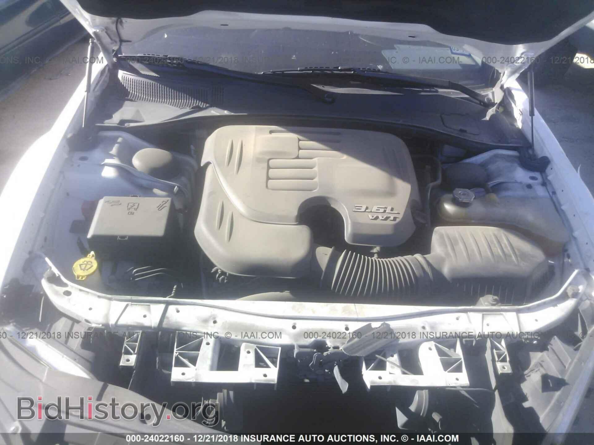 2015 CHRYSLER 300 - VIN: 2C3CCAAG6FH755233 - Photo 10