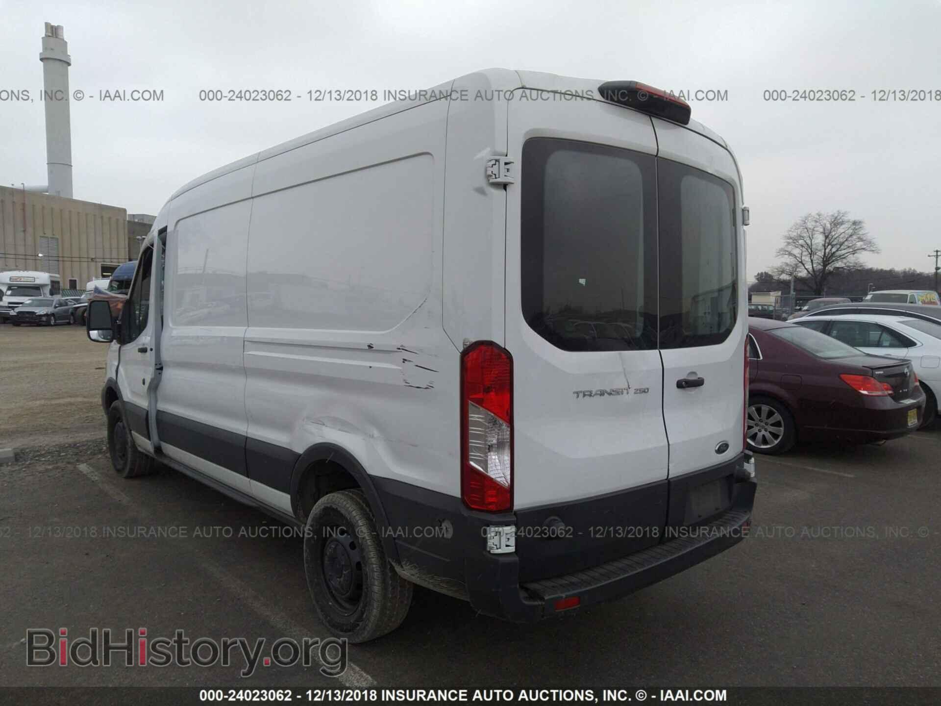 2018 Ford Transit - VIN: 1FTYR2CMXJKA24072 - Фото 3