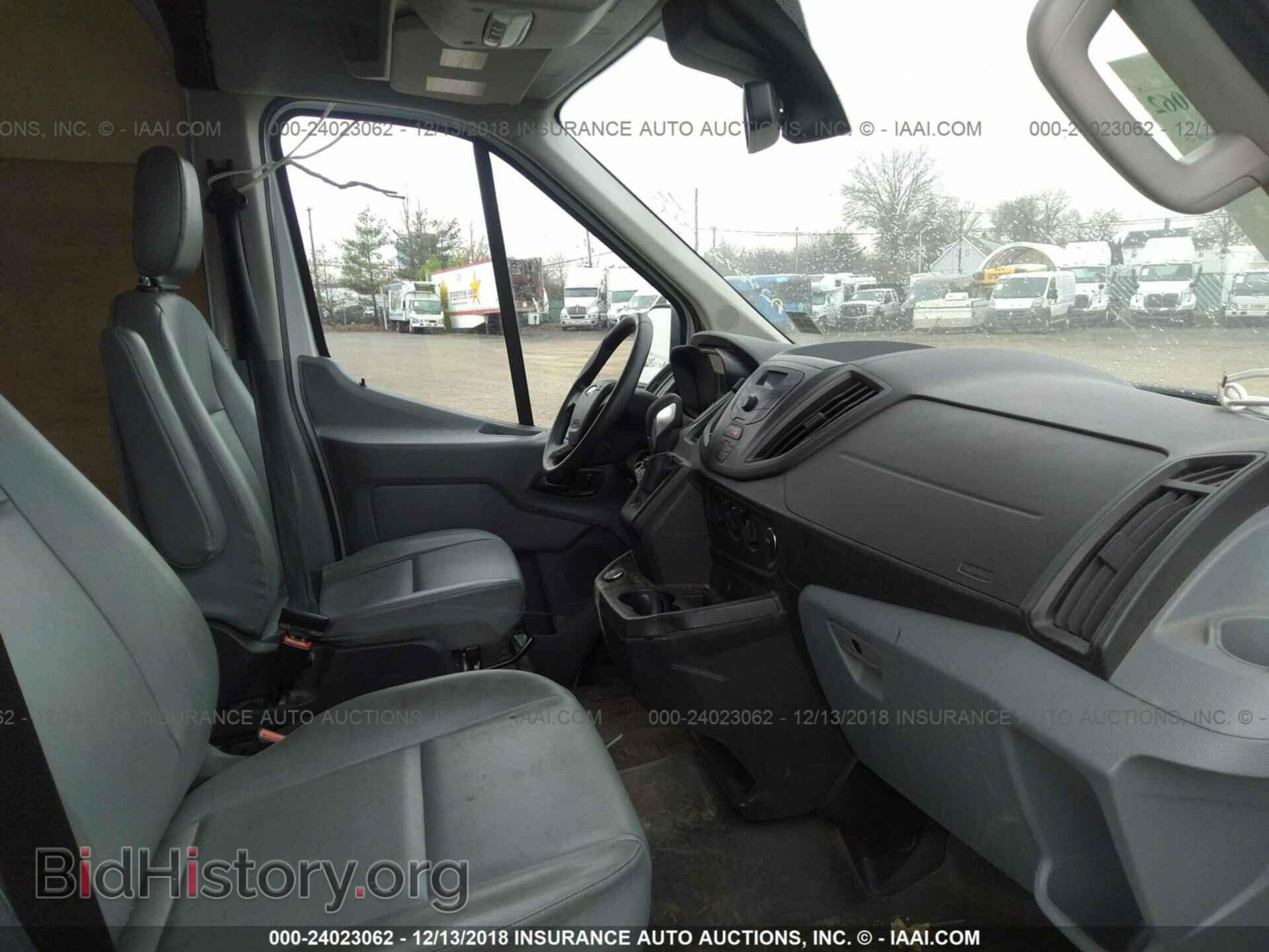 2018 Ford Transit - VIN: 1FTYR2CMXJKA24072 - Фото 5