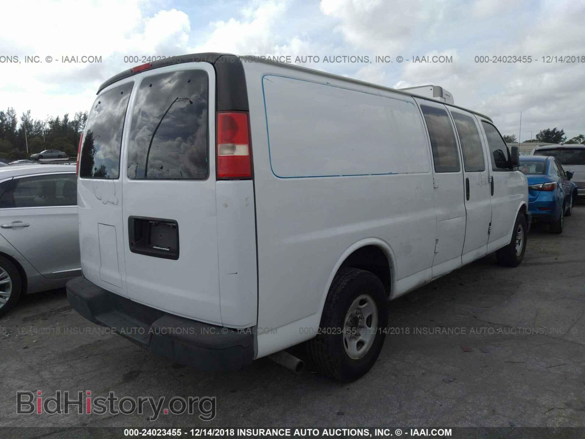 2011 Gmc Savana - VIN: 1GTW7GCA4B1124028 - Фото 4