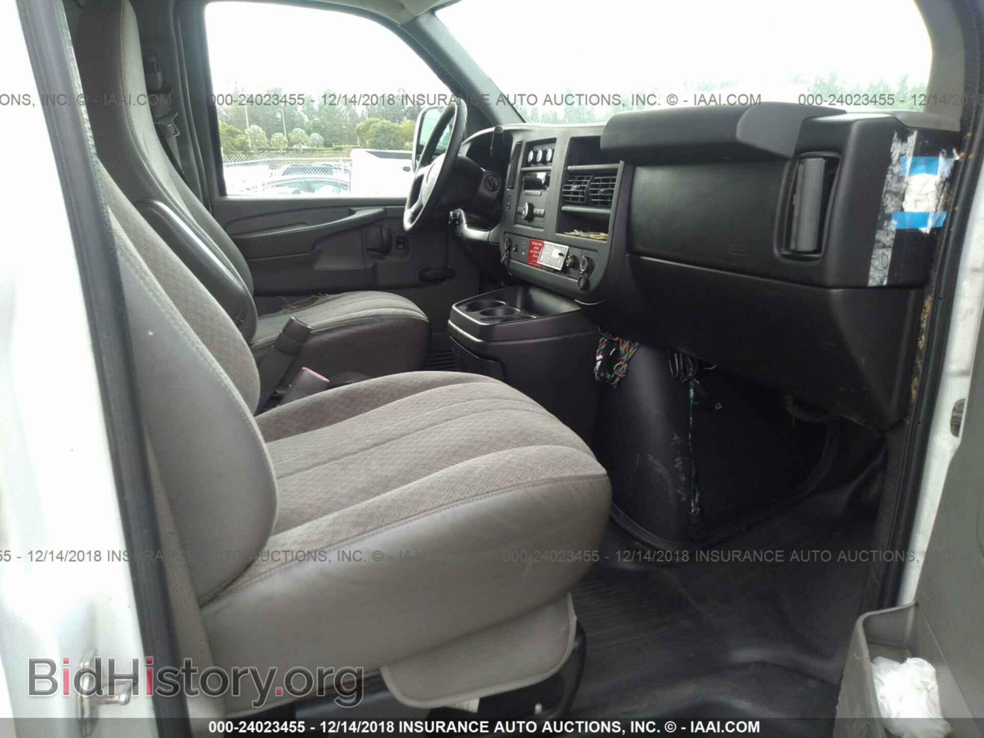 2011 Gmc Savana - VIN: 1GTW7GCA4B1124028 - Фото 5