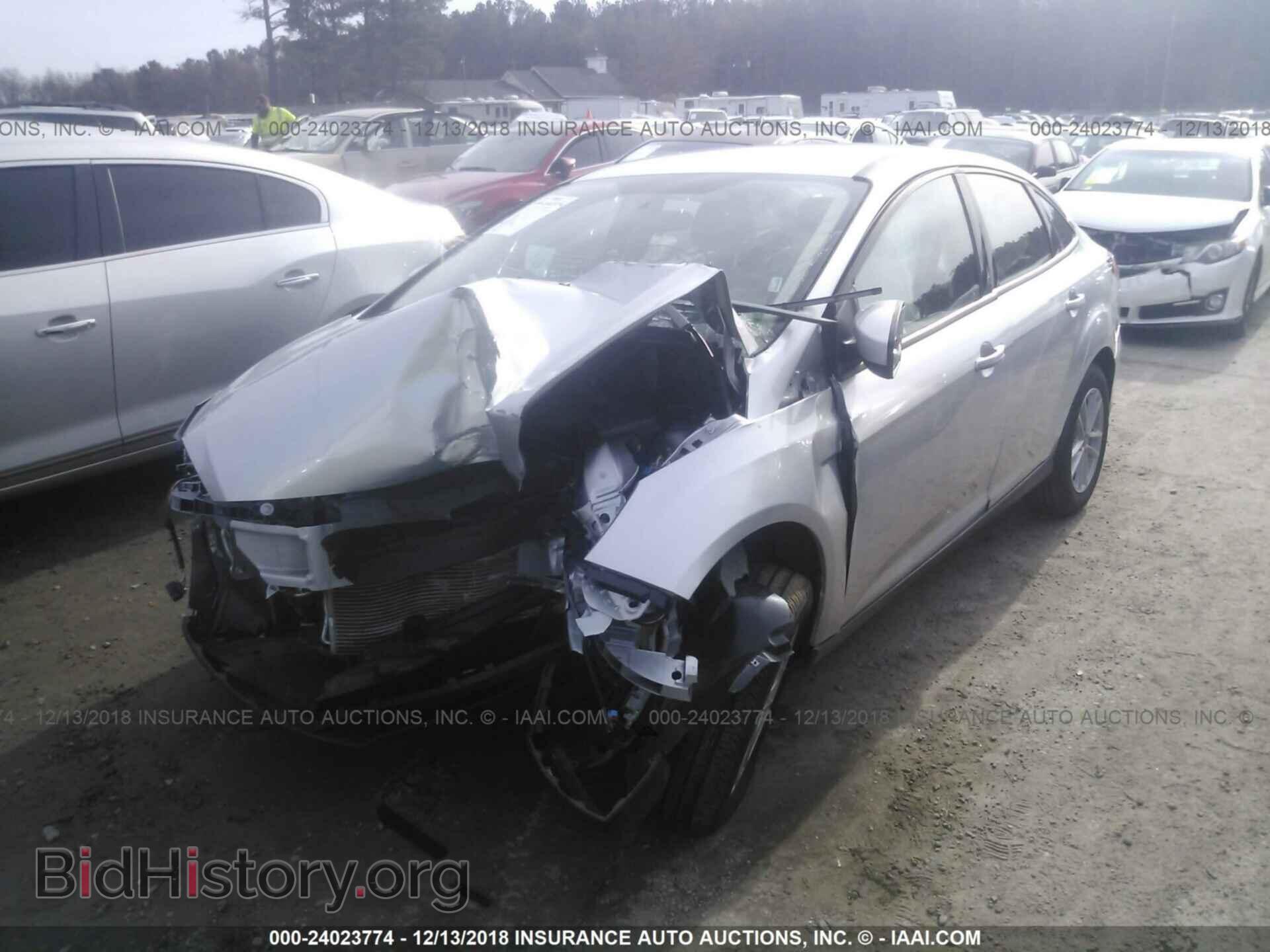 2018 FORD FOCUS - VIN: 1FADP3F29JL295189 - Фото 2