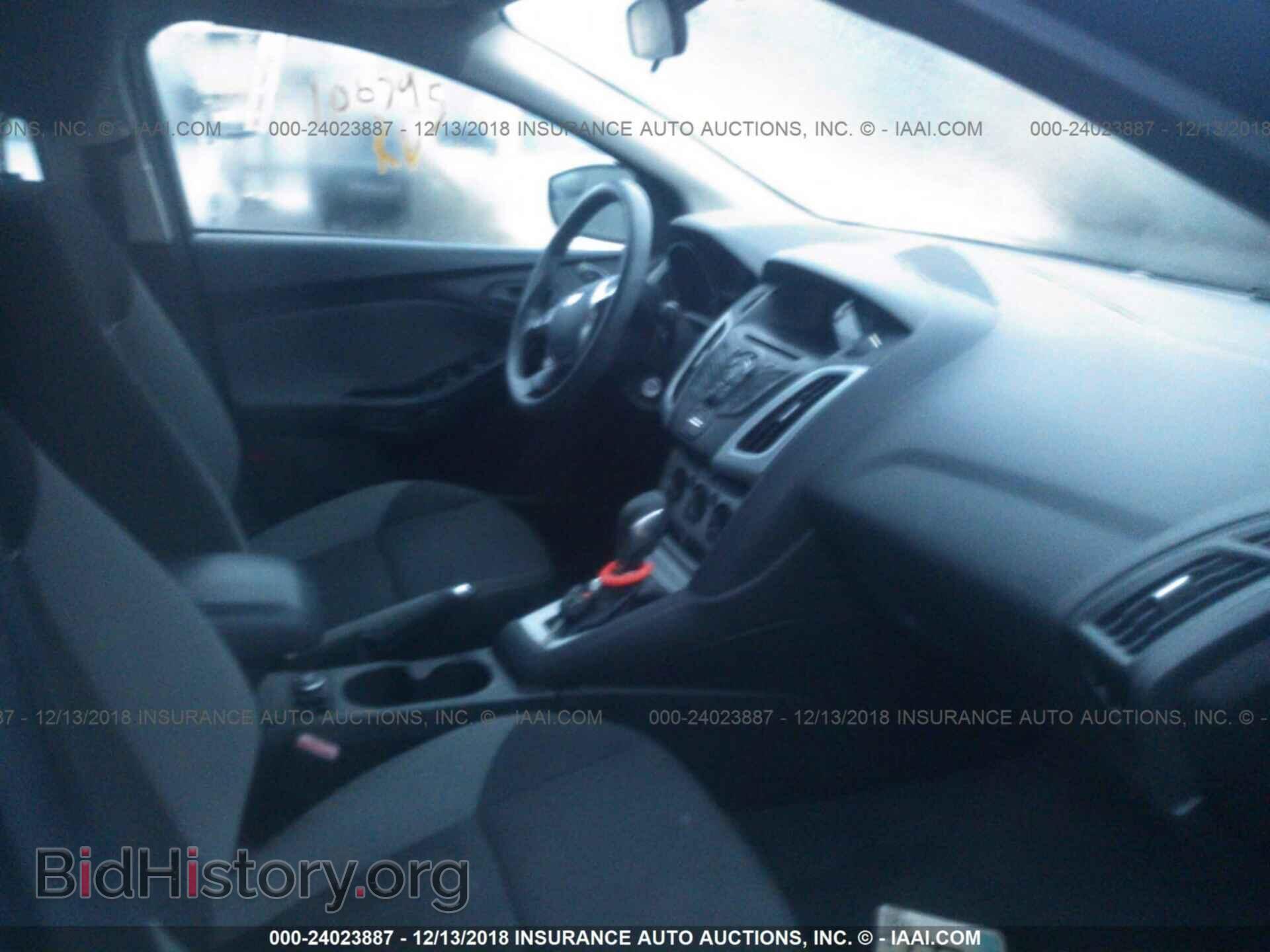 2012 Ford Focus - VIN: 1FAHP3F21CL163662 - Photo 5