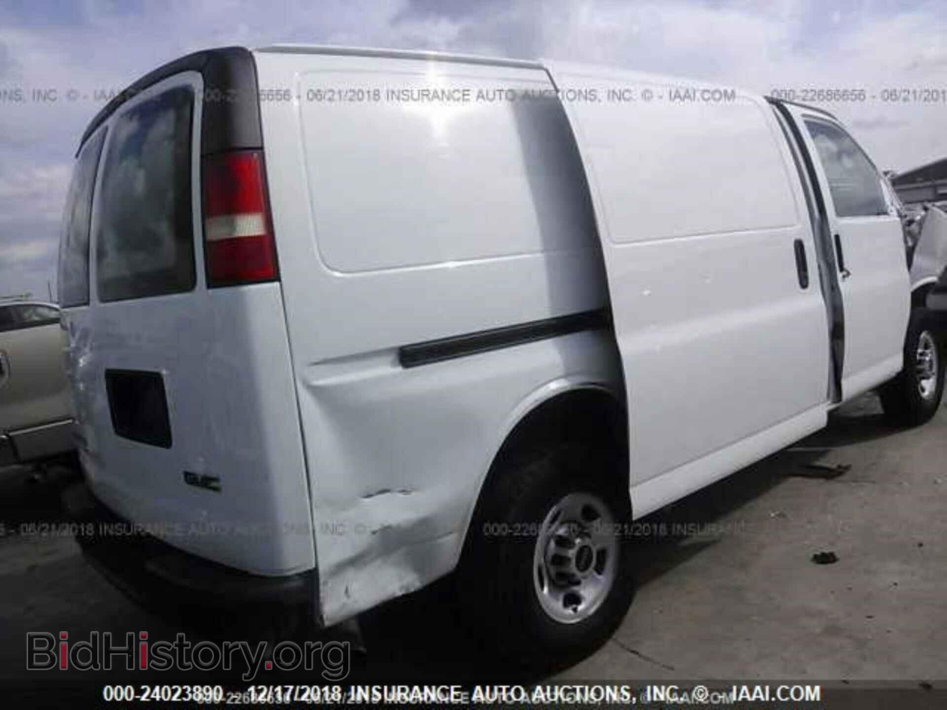 2011 GMC SAVANA - VIN: 1GTW7FCA3B1115055 - Фото 4