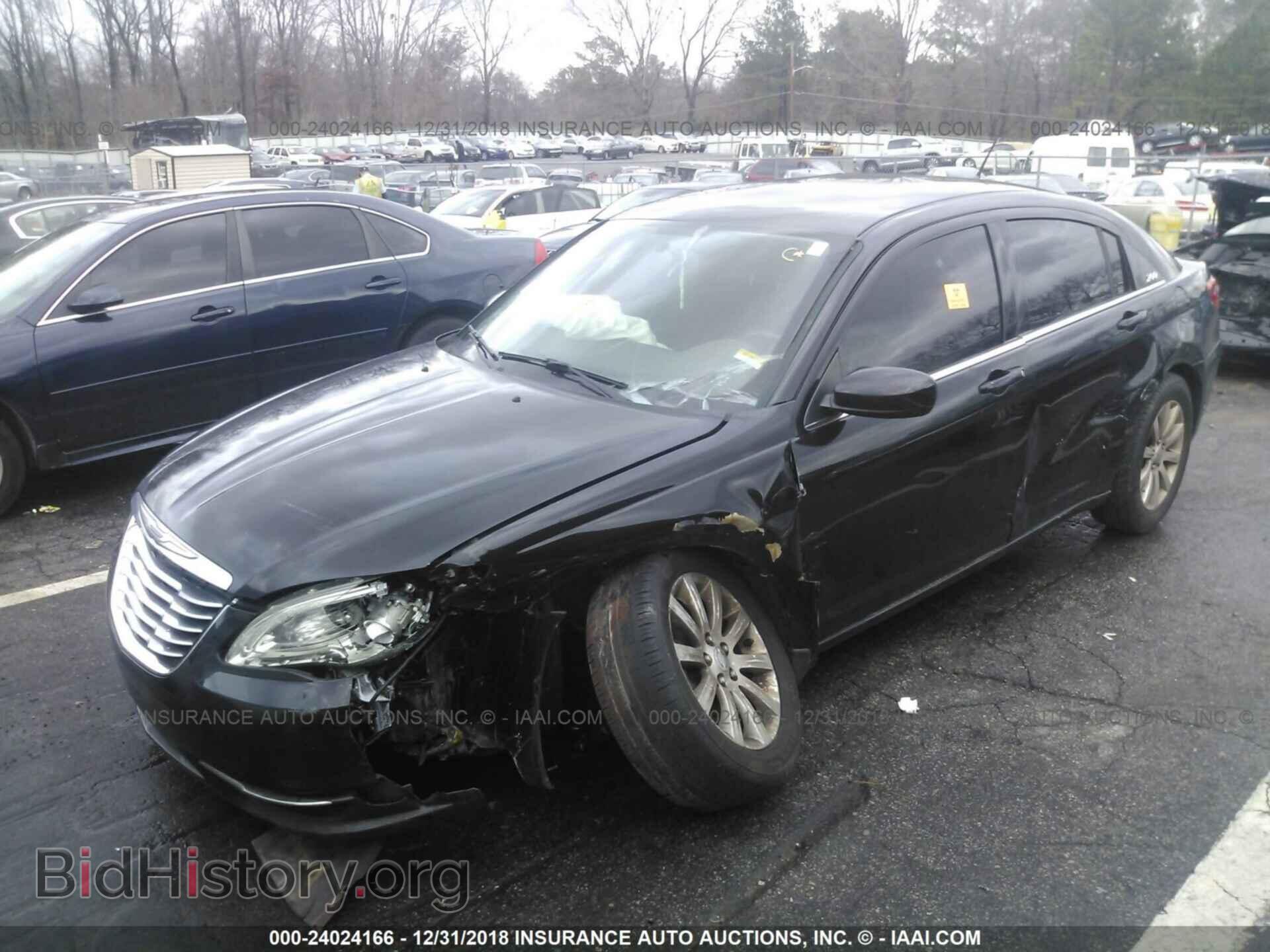 2012 CHRYSLER 200 - VIN: 1C3CCBBB2CN104774 - Photo 2