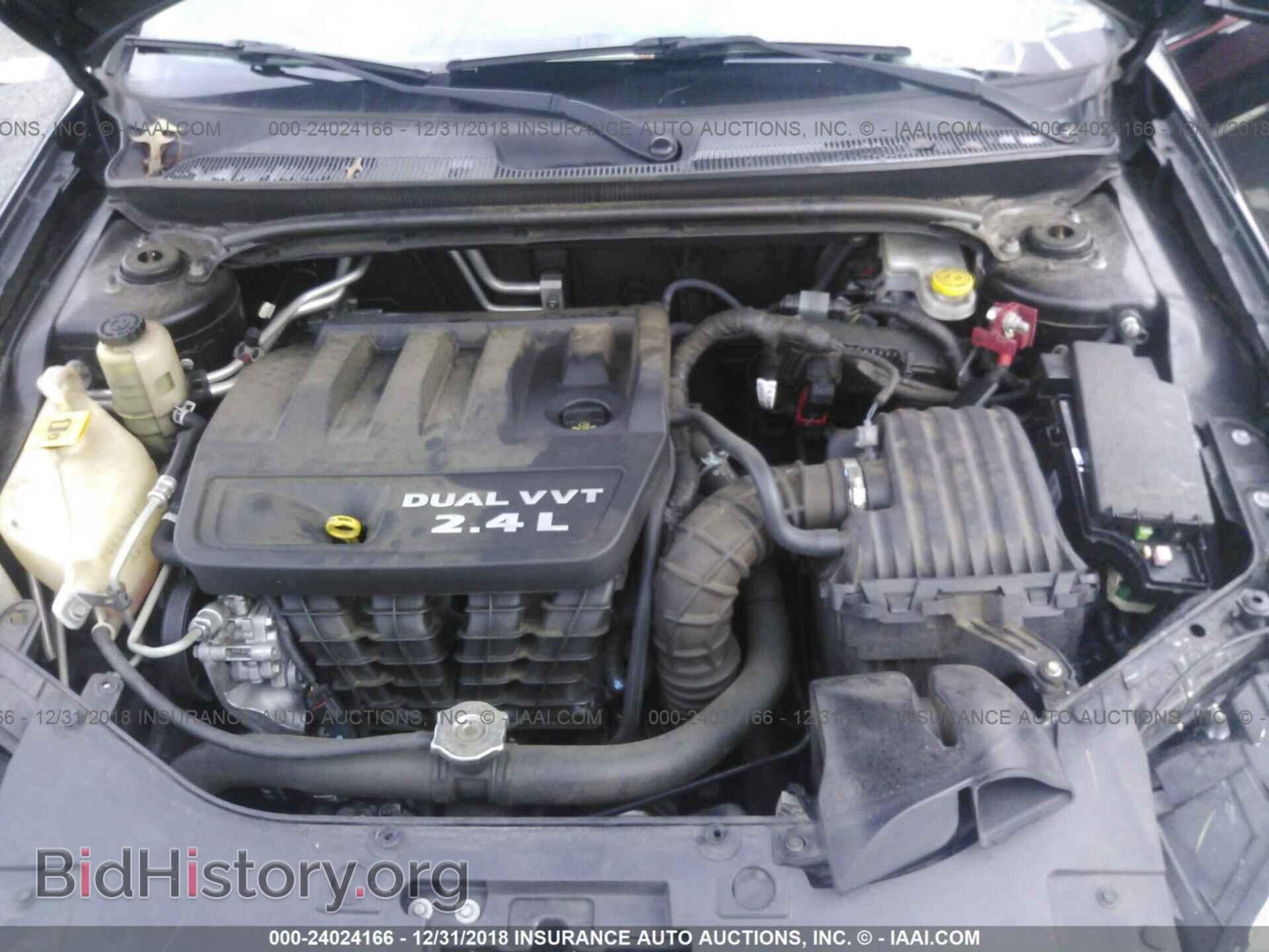 2012 CHRYSLER 200 - VIN: 1C3CCBBB2CN104774 - Photo 10