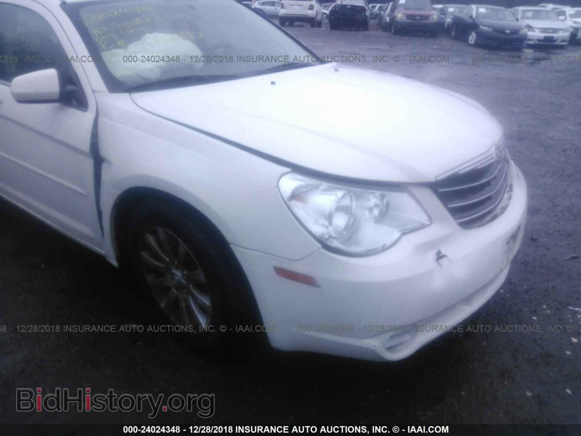2010 CHRYSLER SEBRING - VIN: 1C3CC5FB8AN233840 - Фото 6
