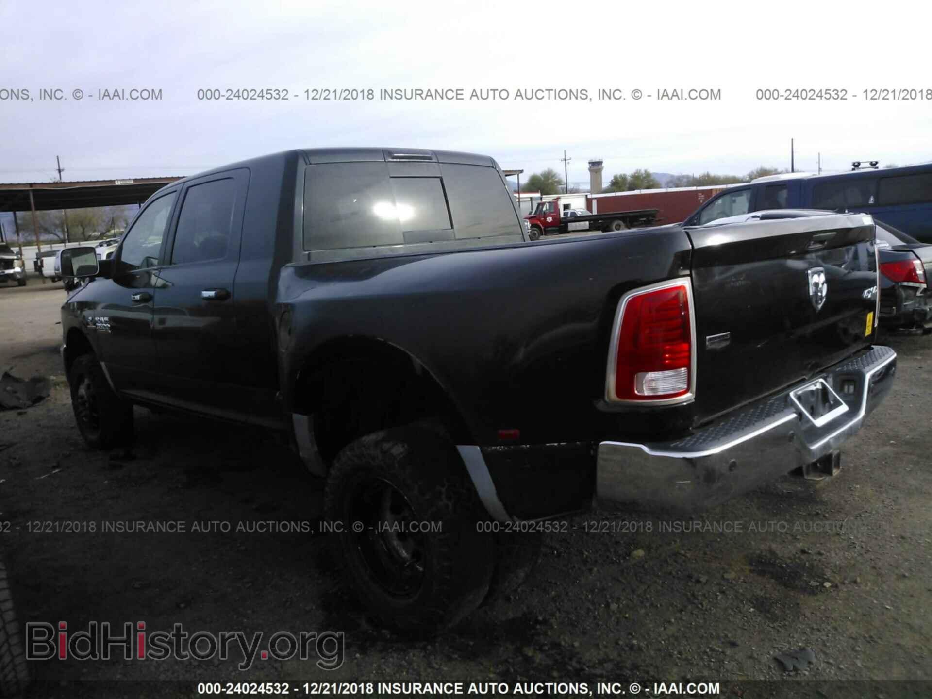 2015 RAM 3500 - VIN: 3C63RRML7FG545555 - Фото 3