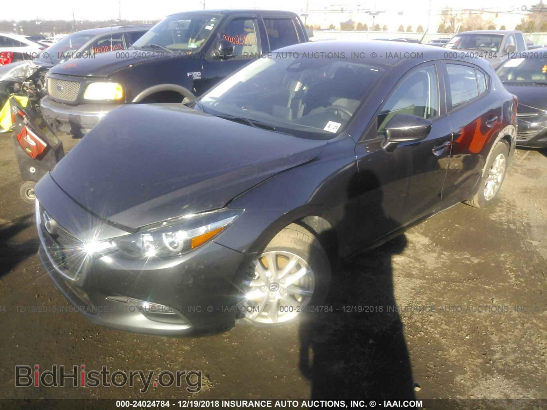 2018 MAZDA 3 - VIN: 3MZBN1K77JM234464 - Фото 2