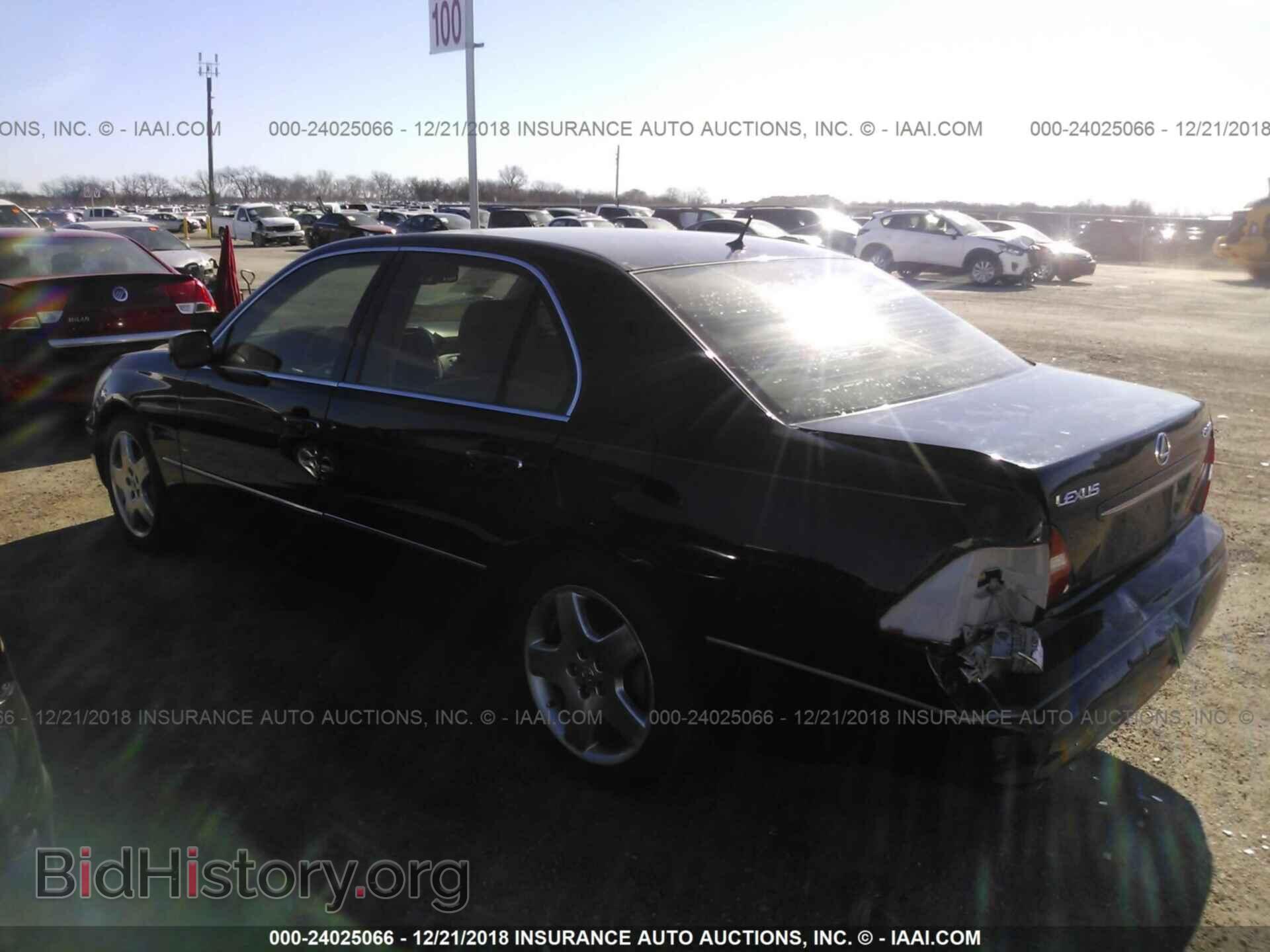 2006 LEXUS LS - VIN: JTHBN36F165042291 - Фото 3