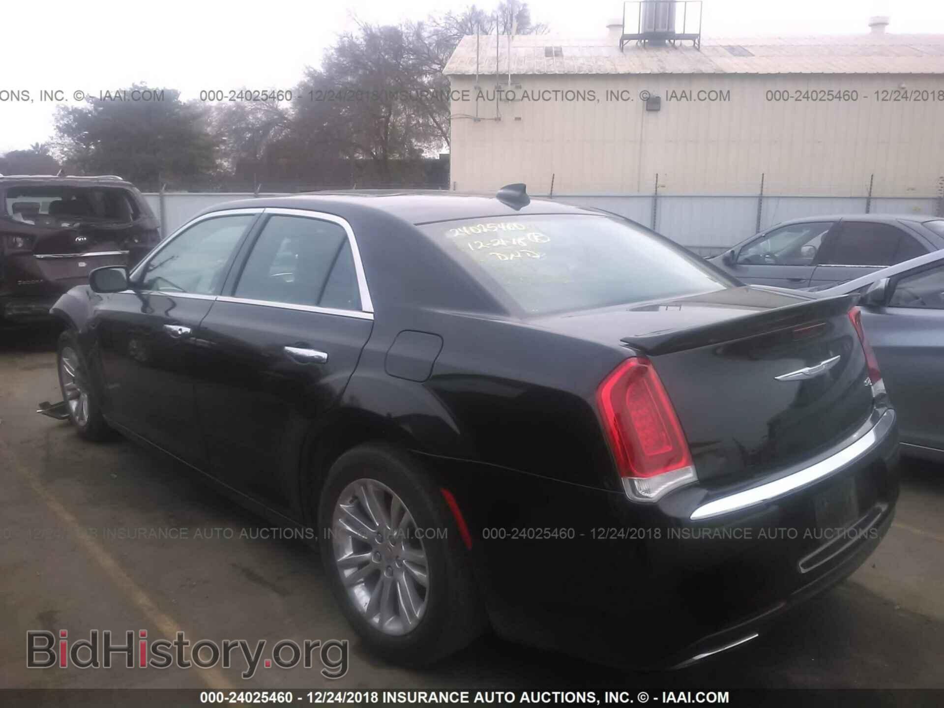 2016 CHRYSLER 300C - VIN: 2C3CCAEG2GH273256 - Фото 3