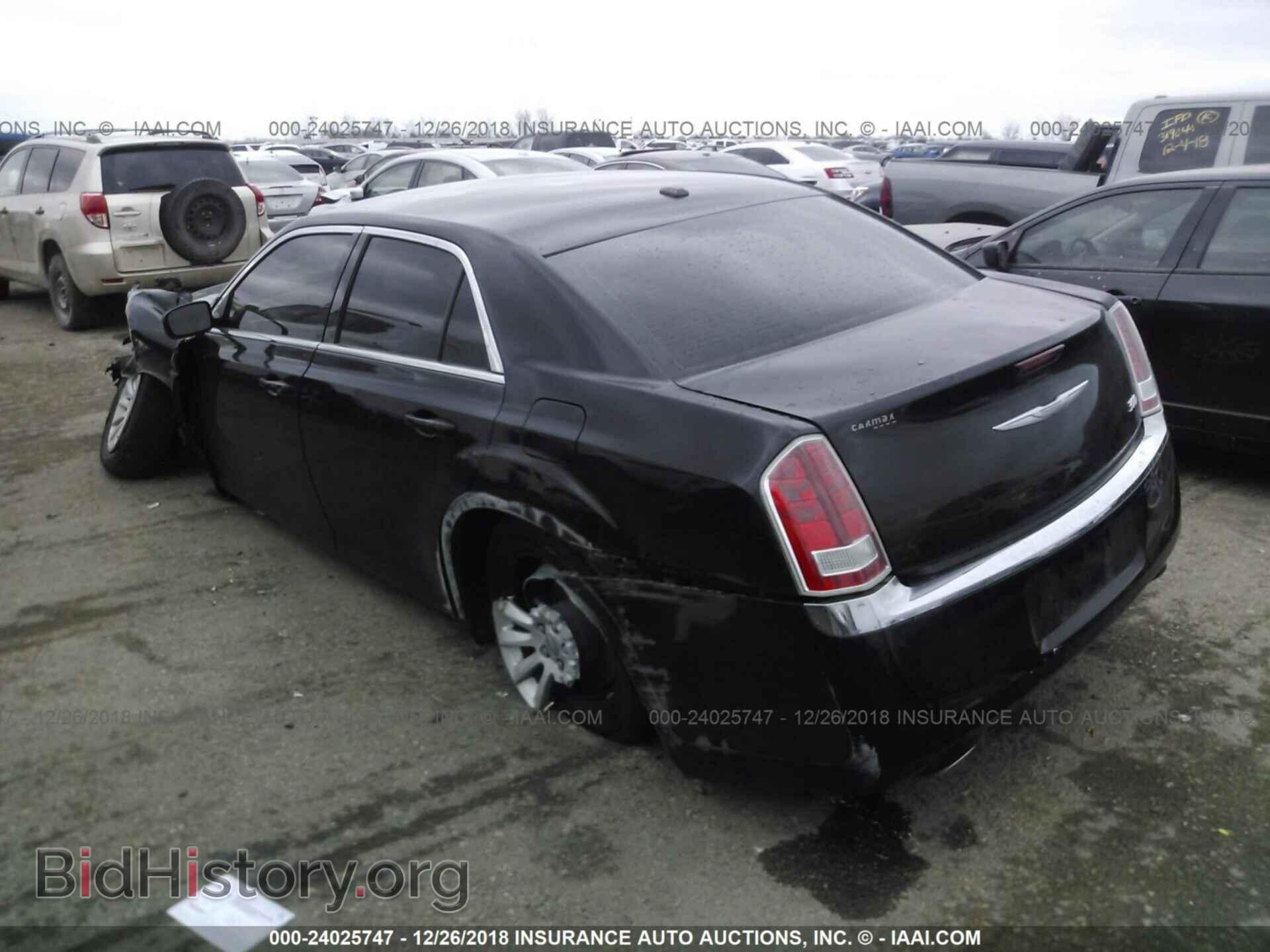 2014 CHRYSLER 300 - VIN: 2C3CCAAG9EH235283 - Фото 3