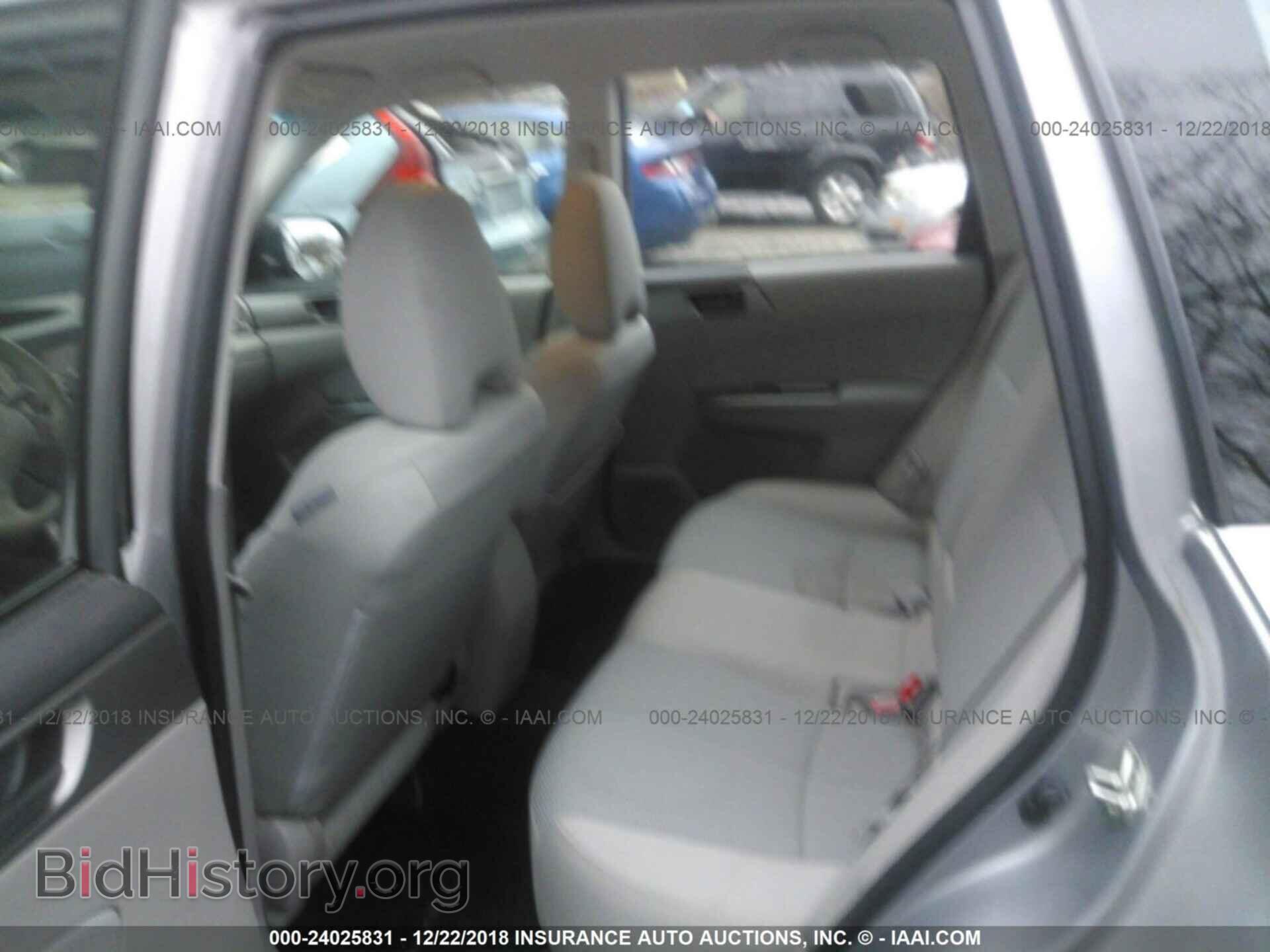 2011 Subaru Forester - VIN: JF2SHABC9BH746077 - Фото 8